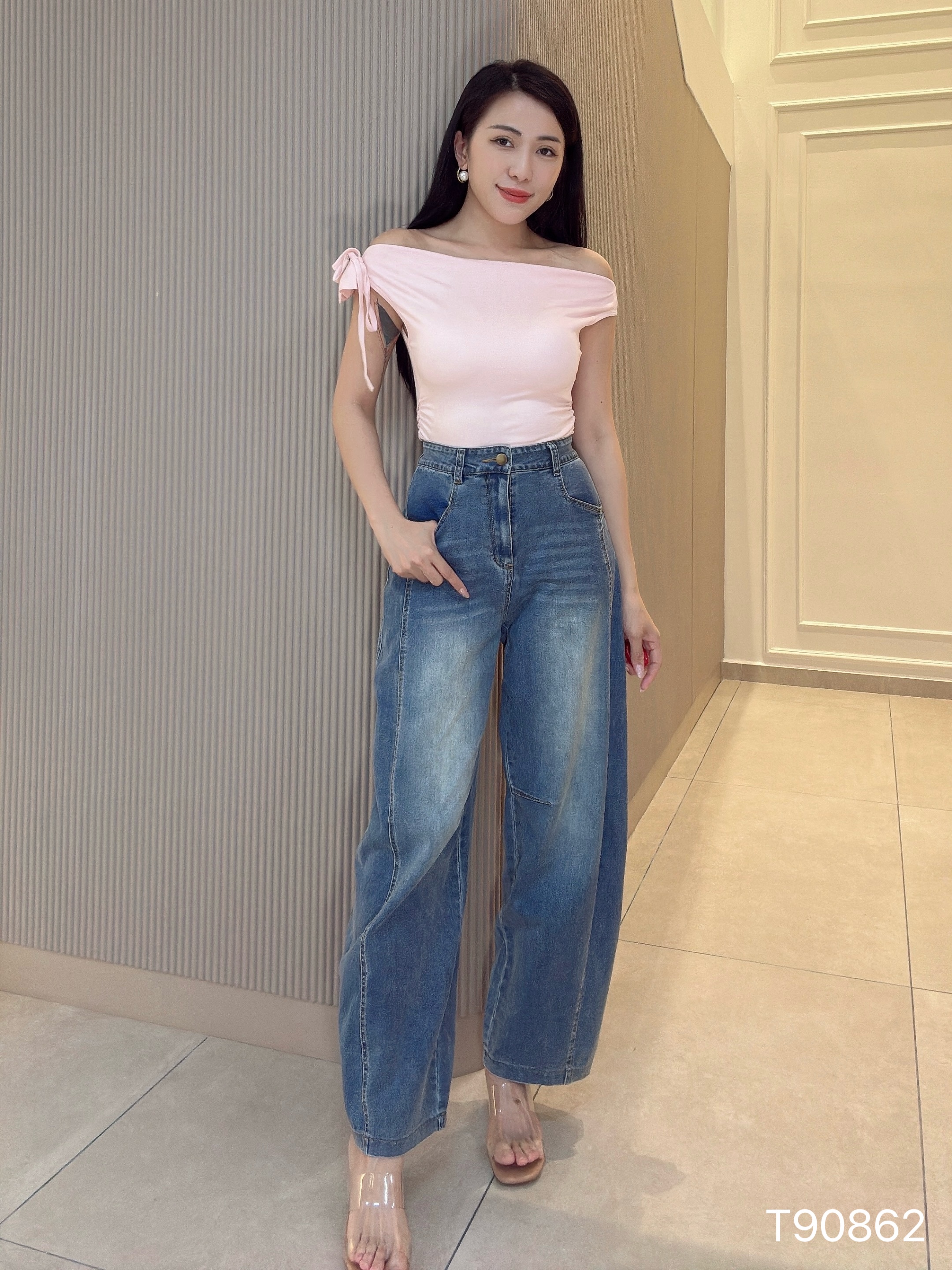 新品特价-性感辣妹风一字肩抹胸褶皱上衣 (T90862)