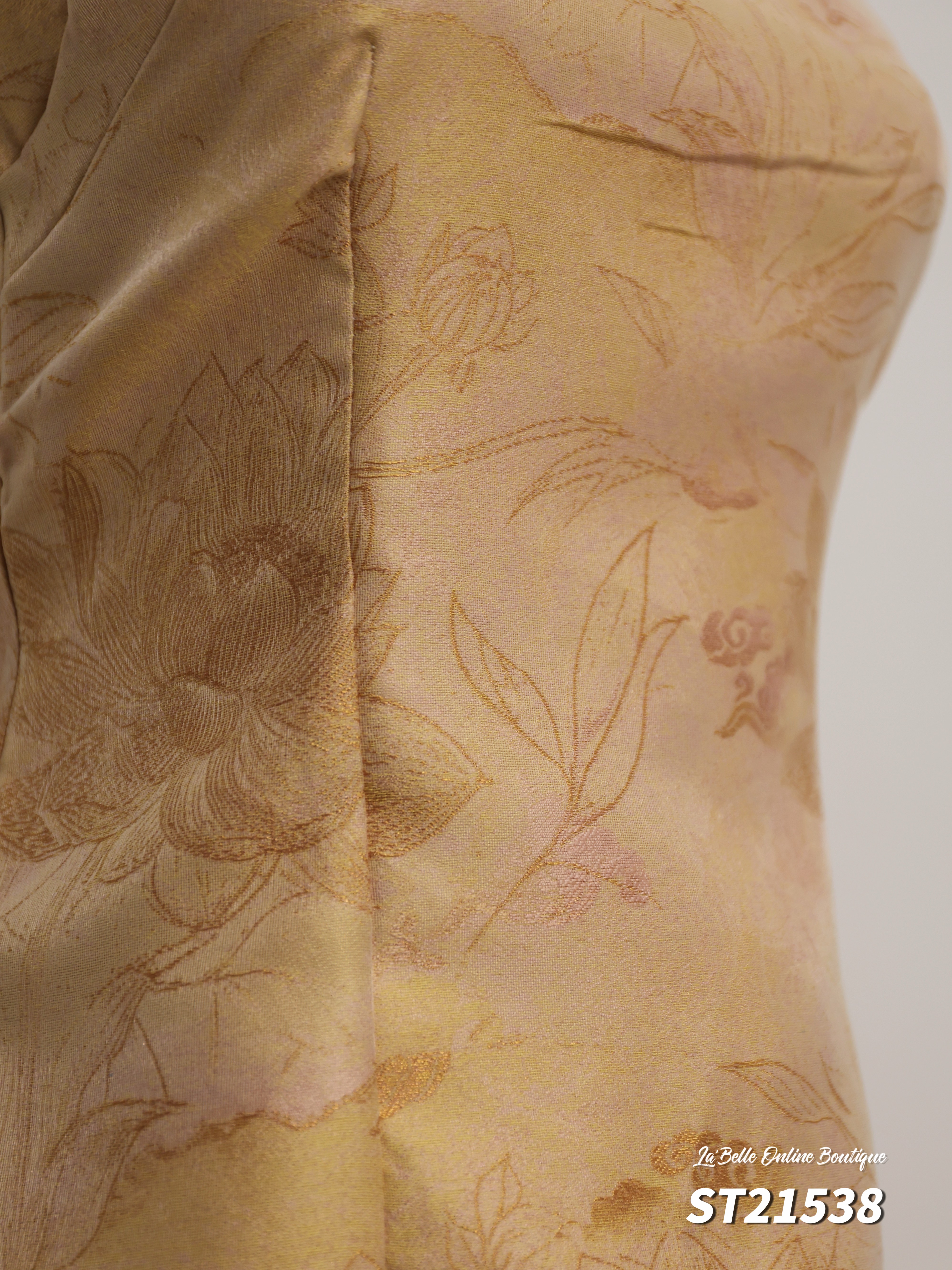 【预购PRE-ORDER】【LBP 独家新年系列】高端改良版金属钻石假扣设计无袖旗袍 (ST21538)