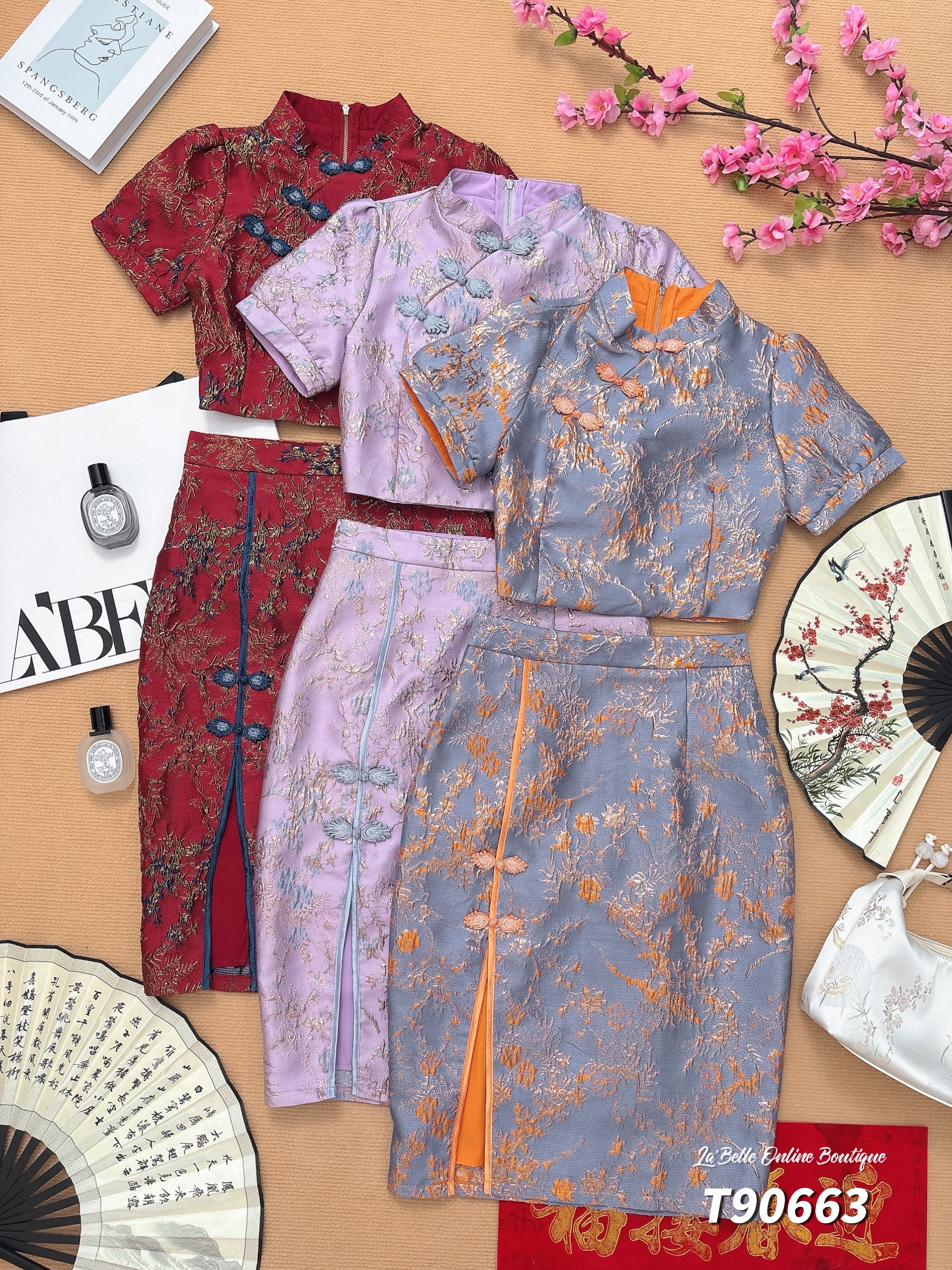 【预购PRE-ORDER】【LBP 独家新年系列】绝美立领撞色设计旗袍上衣 (T90663)