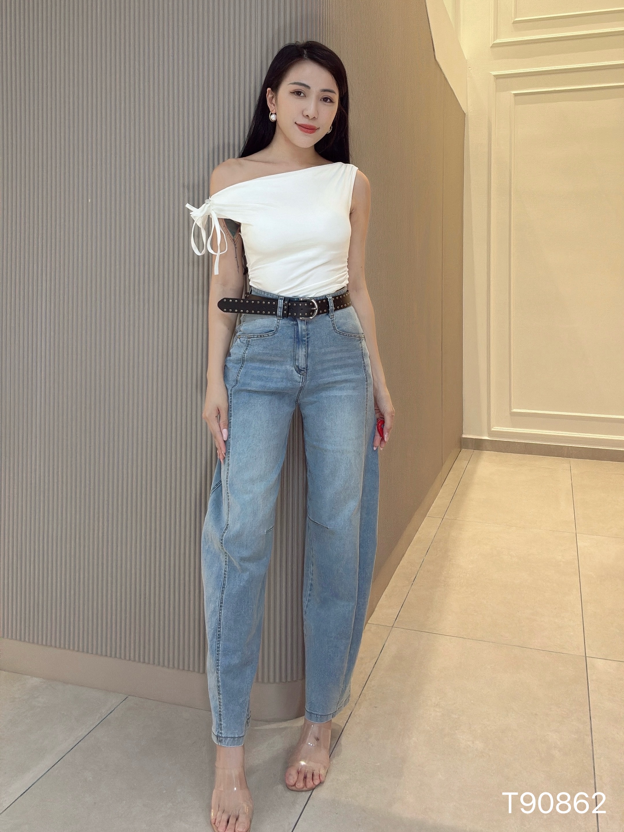 新品特价-性感辣妹风一字肩抹胸褶皱上衣 (T90862)