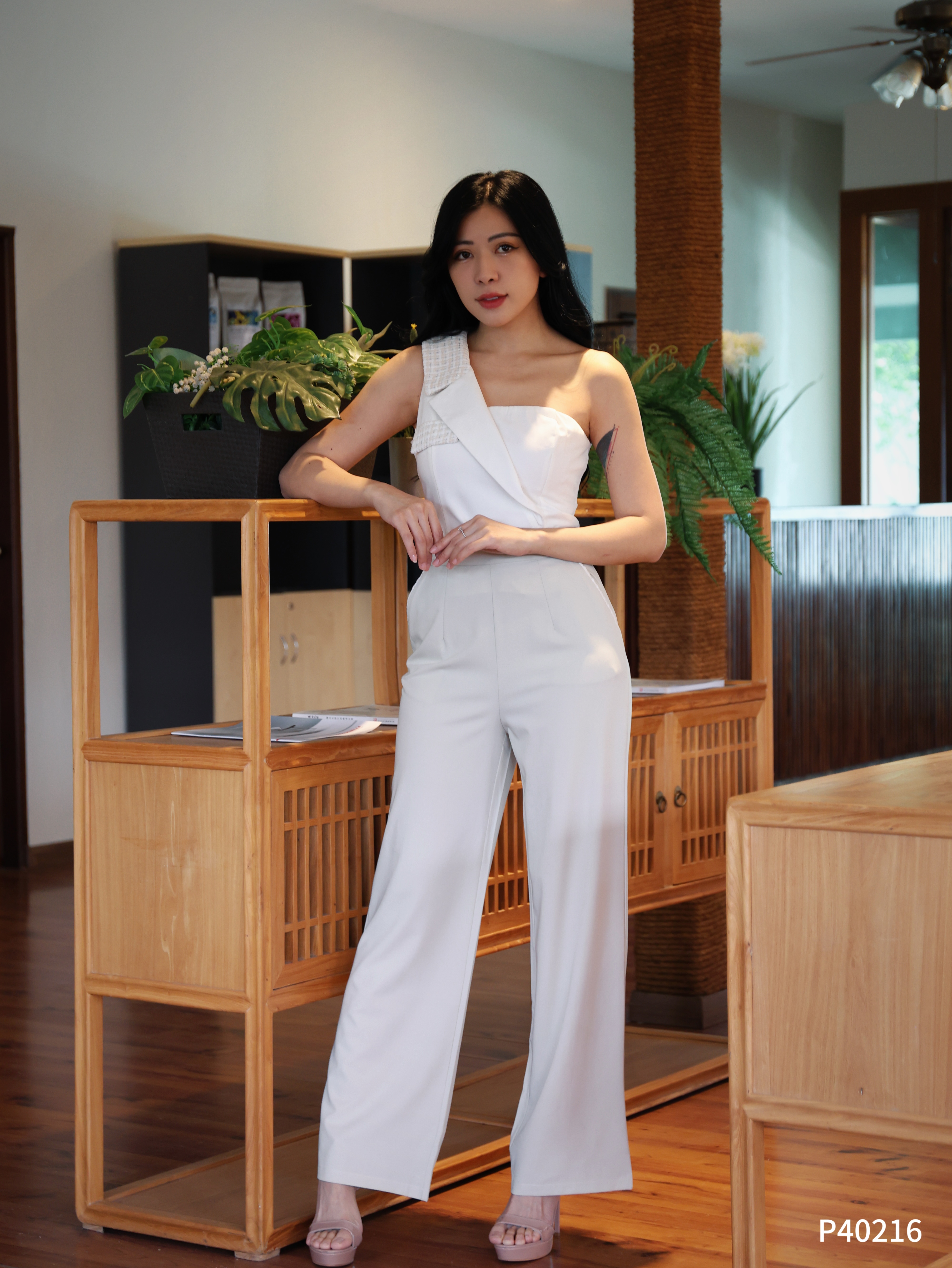 【LATTE NOON】时尚系带明线设计阔腿高腰长裤   (P40216)