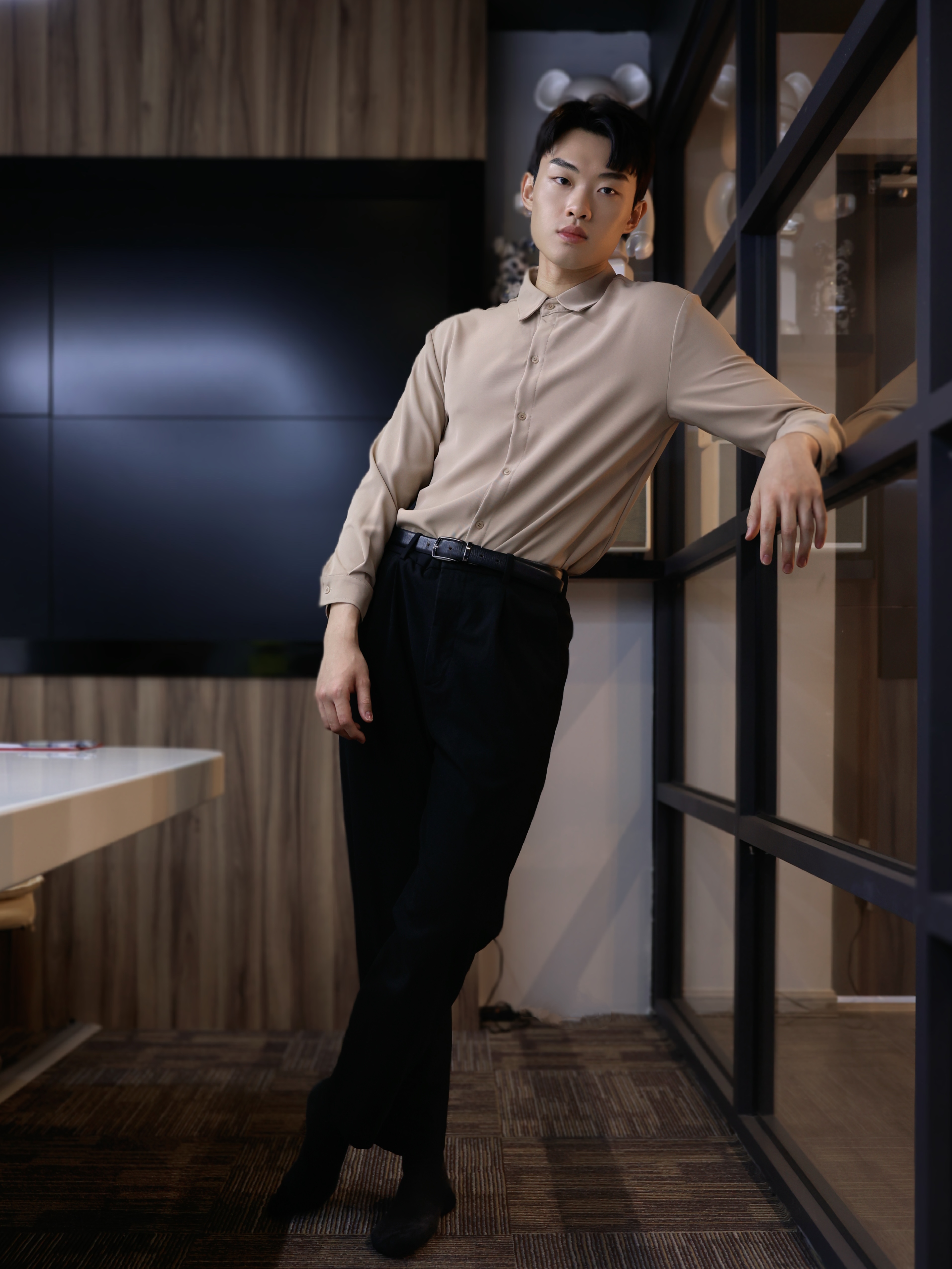 【STICKMEN】Elite 高级感纯色透气长袖上衣 (SM100102 BROWN)-La'Belle Fashion Boutique Sdn Bhd