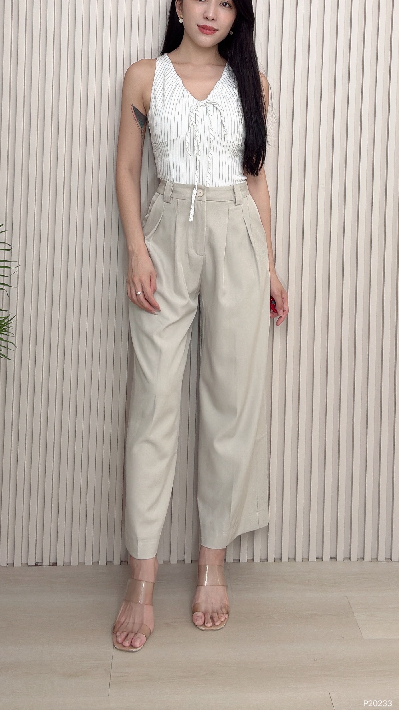  百搭压褶设计宽松直筒高腰长裤 (P40233)