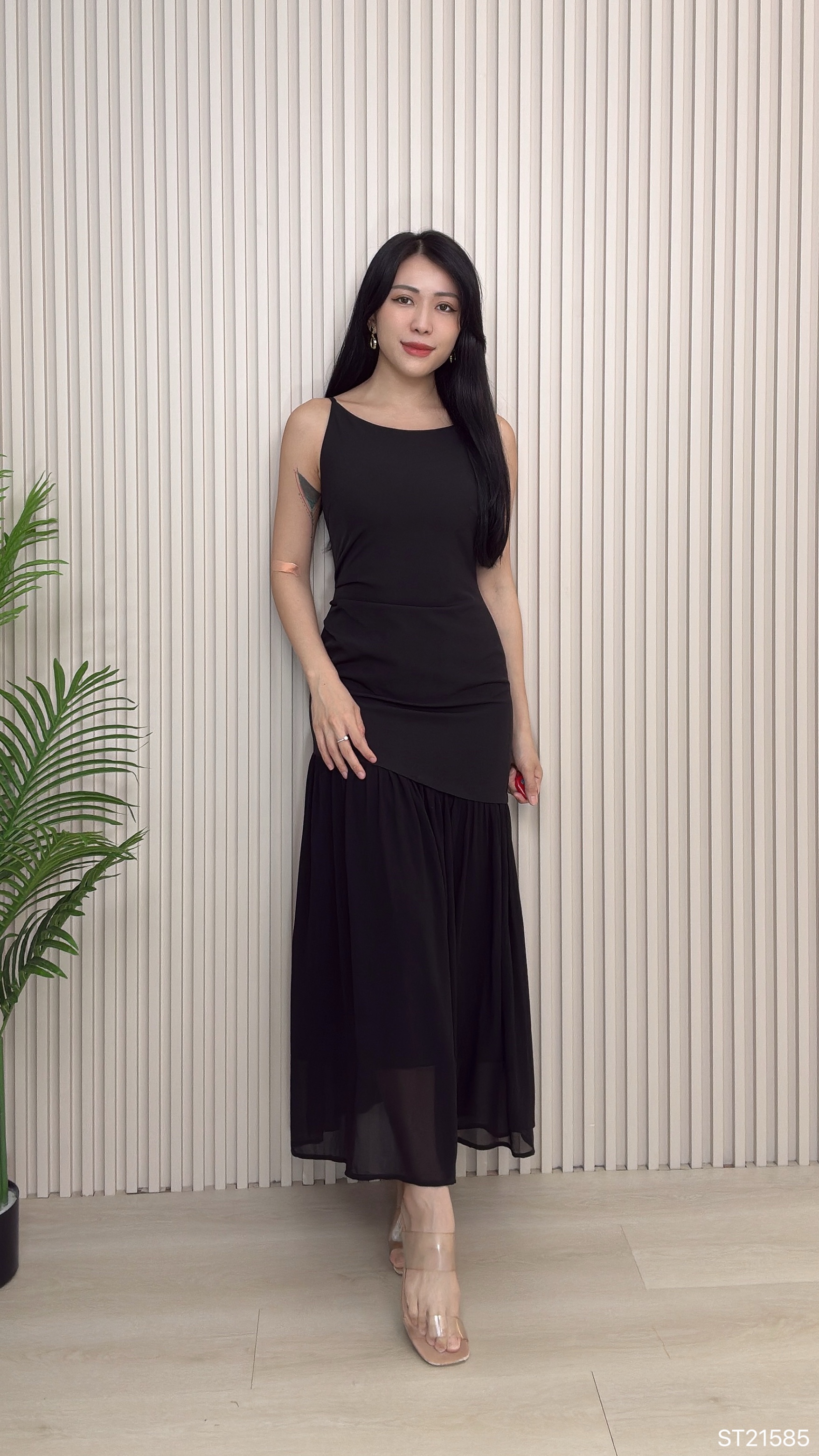 高级感伞状裙摆褶皱设计晚宴连身裙 (ST21585)