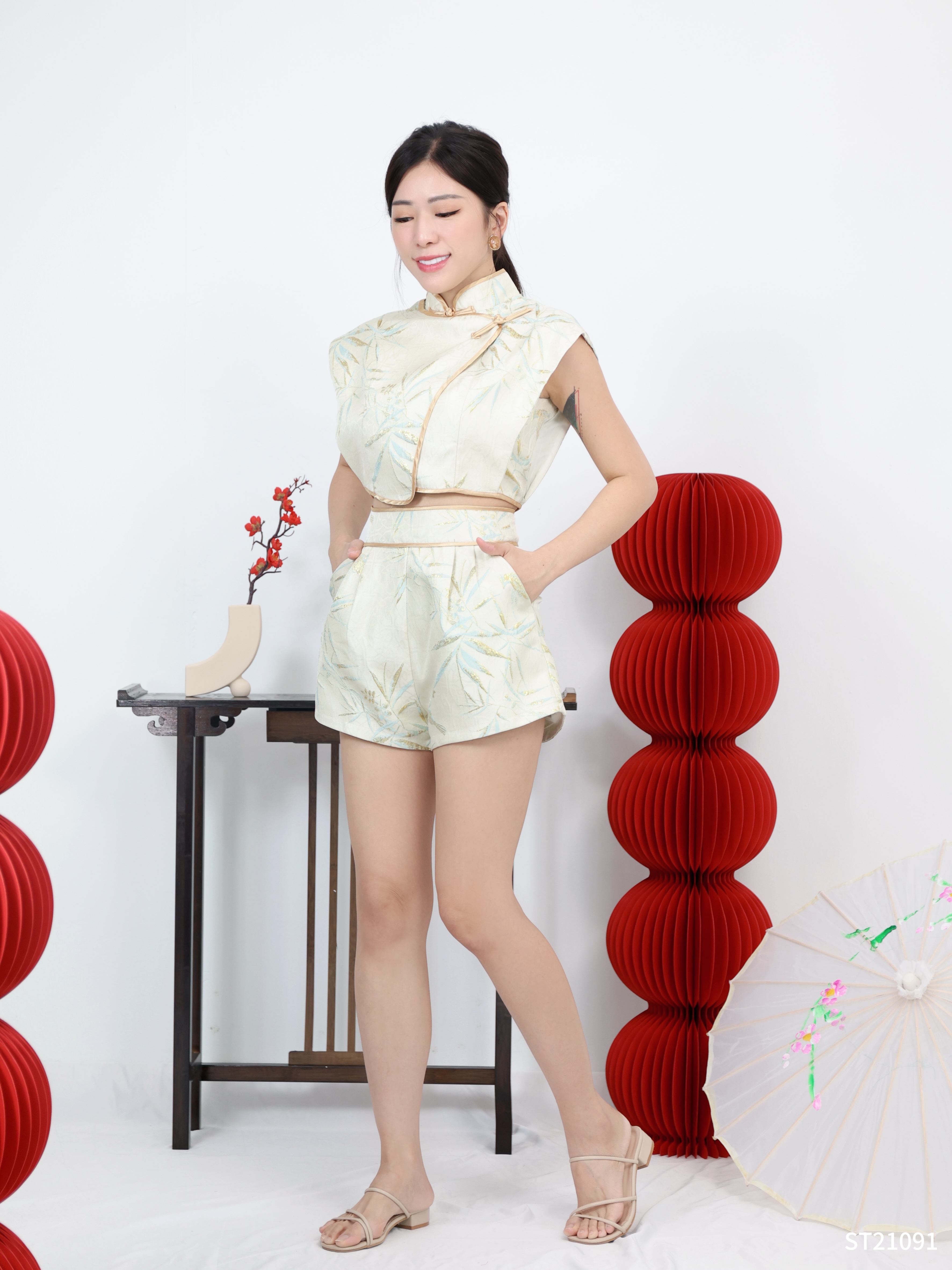 【LBP GXFC 独家新年系列 - 金枝玉叶】改良版唐装竹叶立体提花旗袍两件套 (ST21091)-La'Belle Fashion Boutique Sdn Bhd