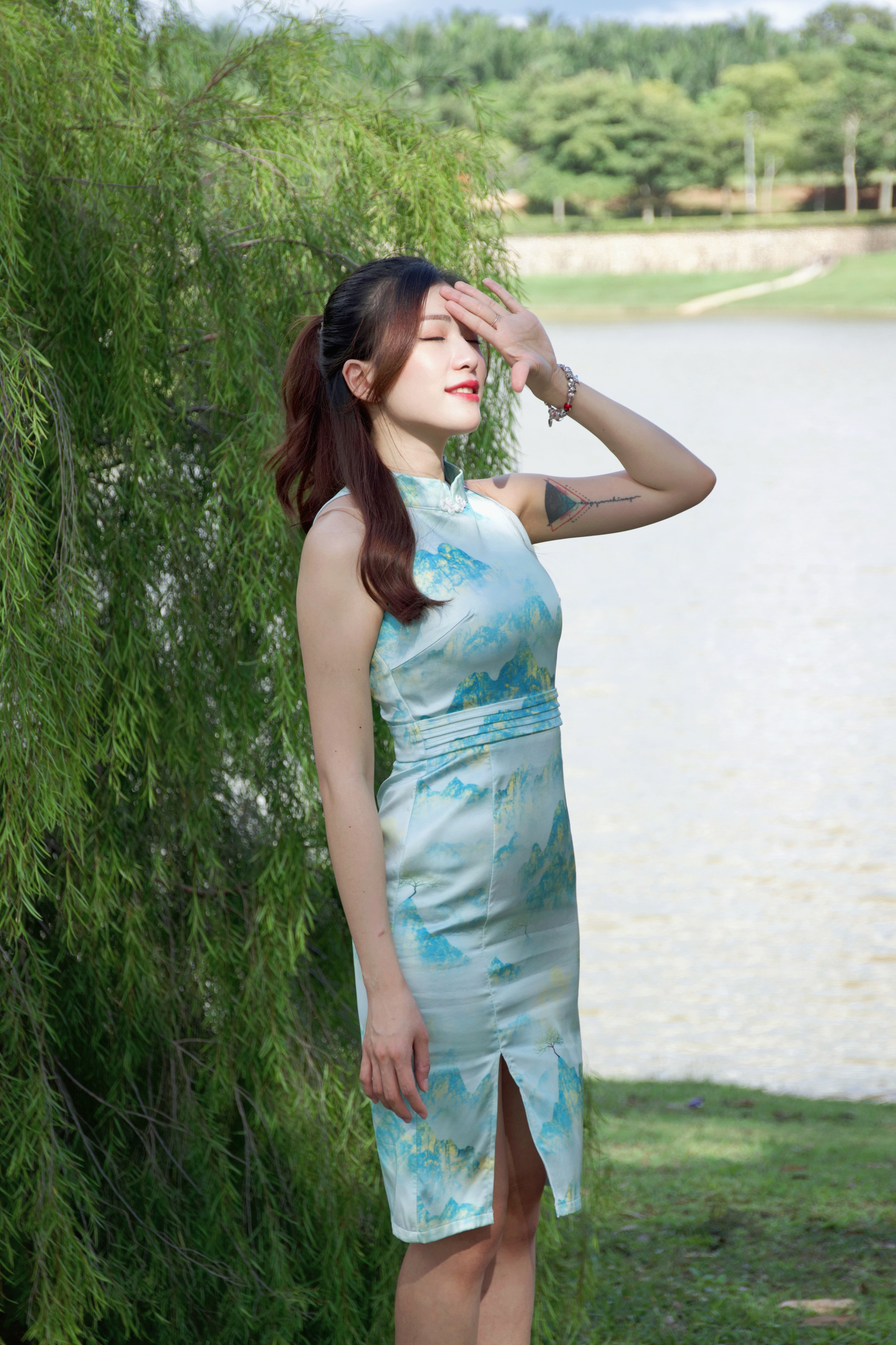 【LBP亲子系列】远山黛国风挂脖开叉设计改良版旗袍连身裙（F70106-妈妈款）