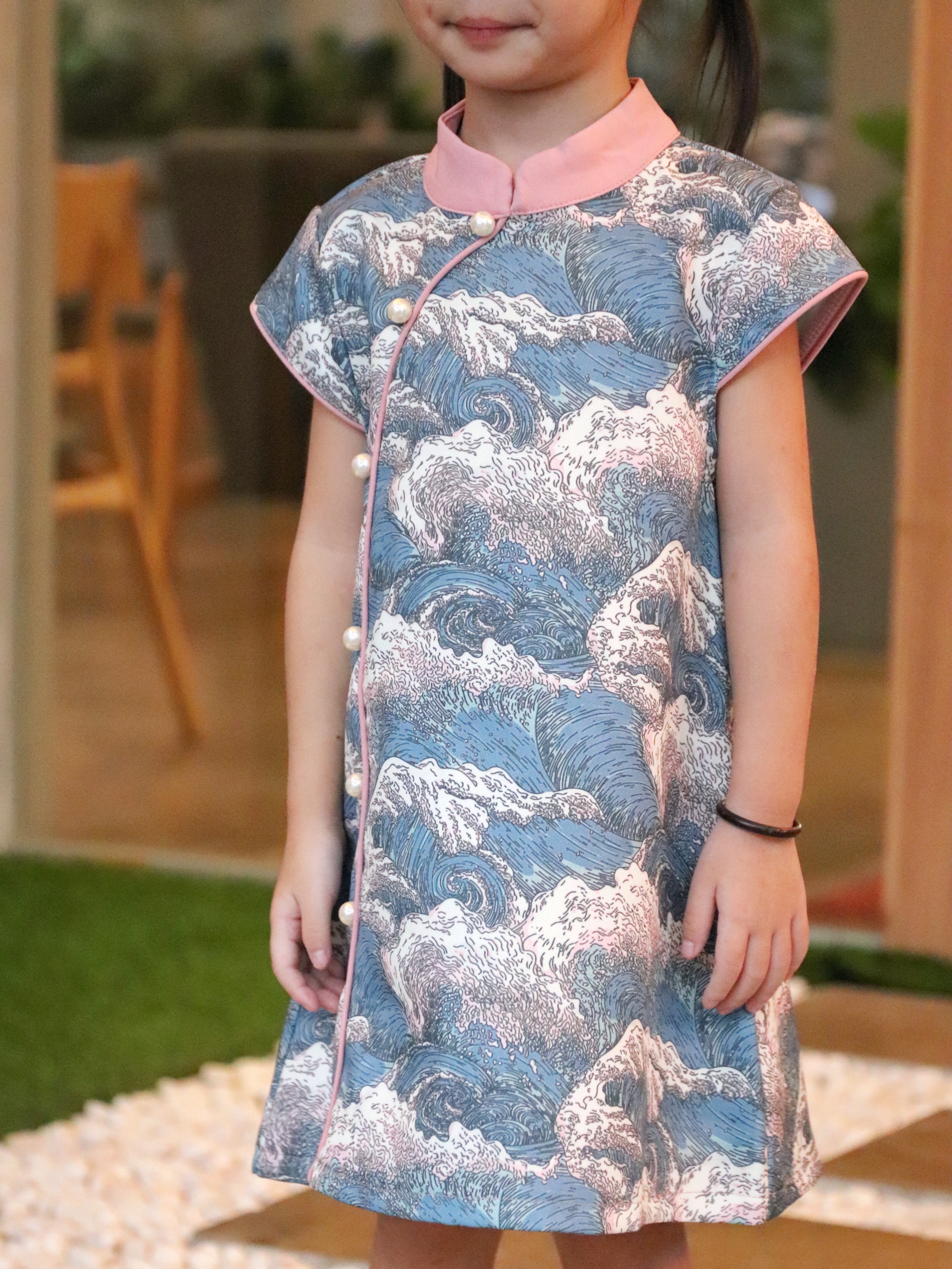【LBP亲子系列】可爱海浪纹珍珠设计改良版旗袍连身裙【女儿版】（F70117）