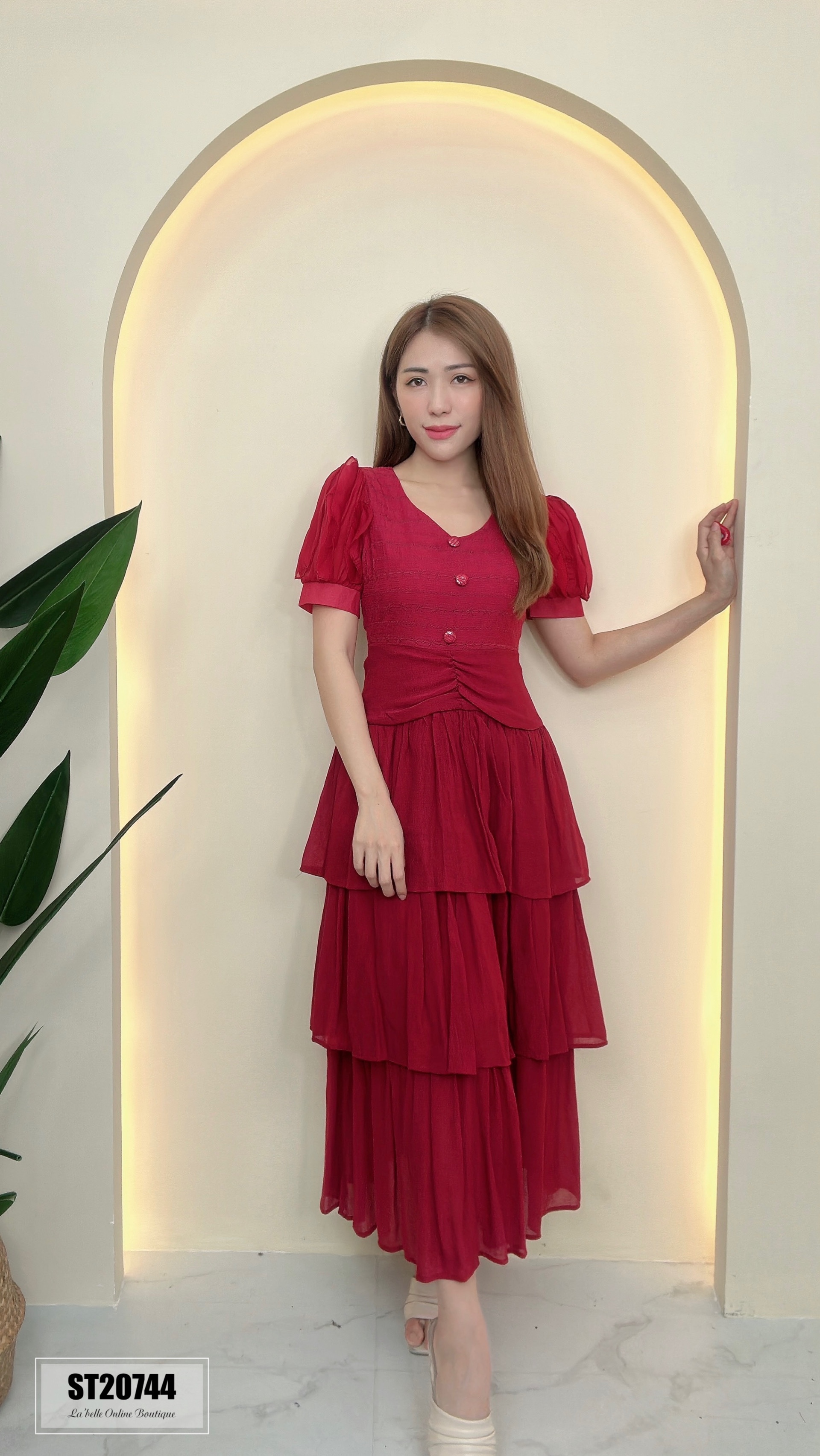 法式泡泡袖蛋糕层连身裙(ST20744)