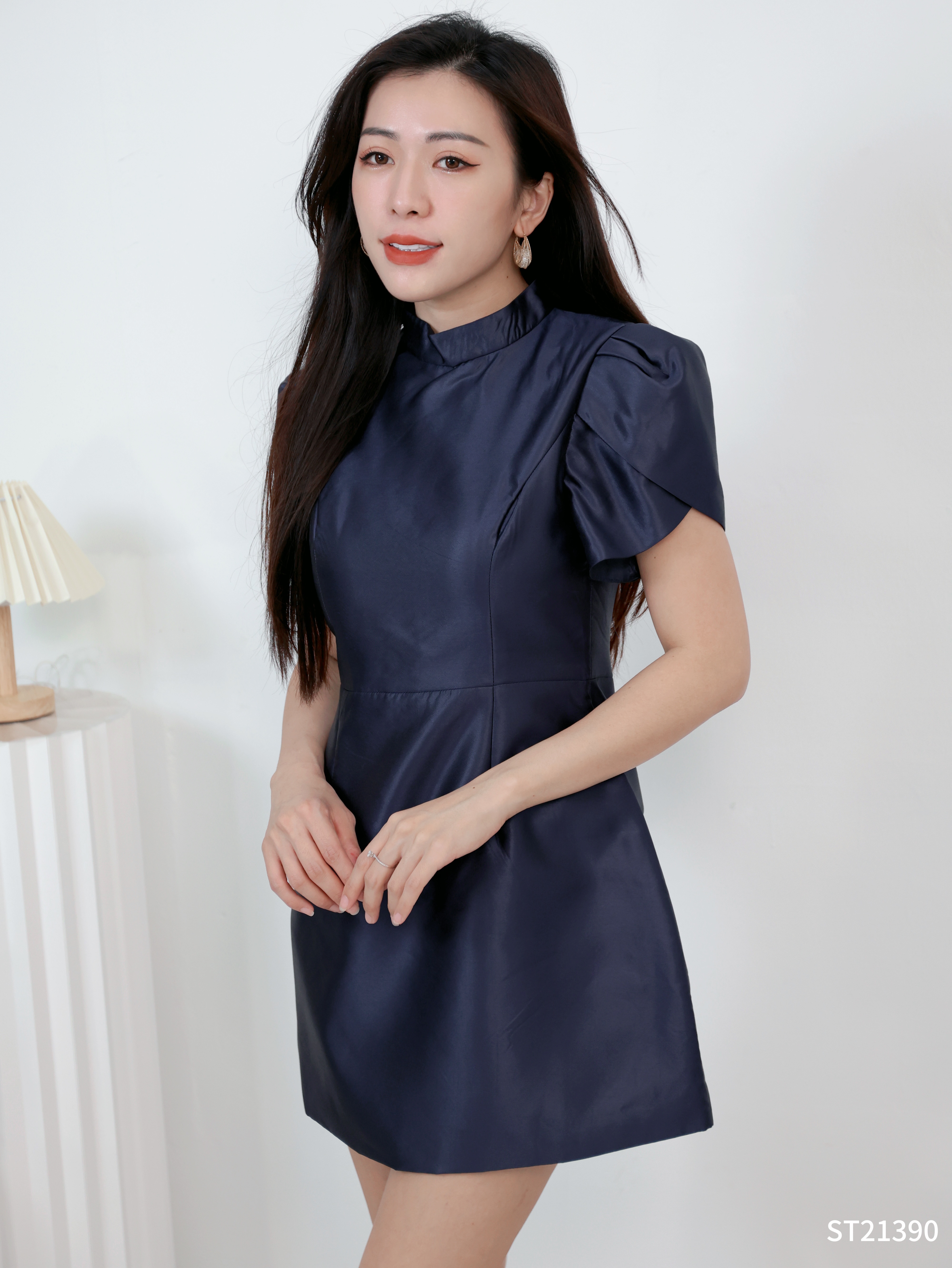 名媛风收腰显瘦立领连身裙 (ST21390)