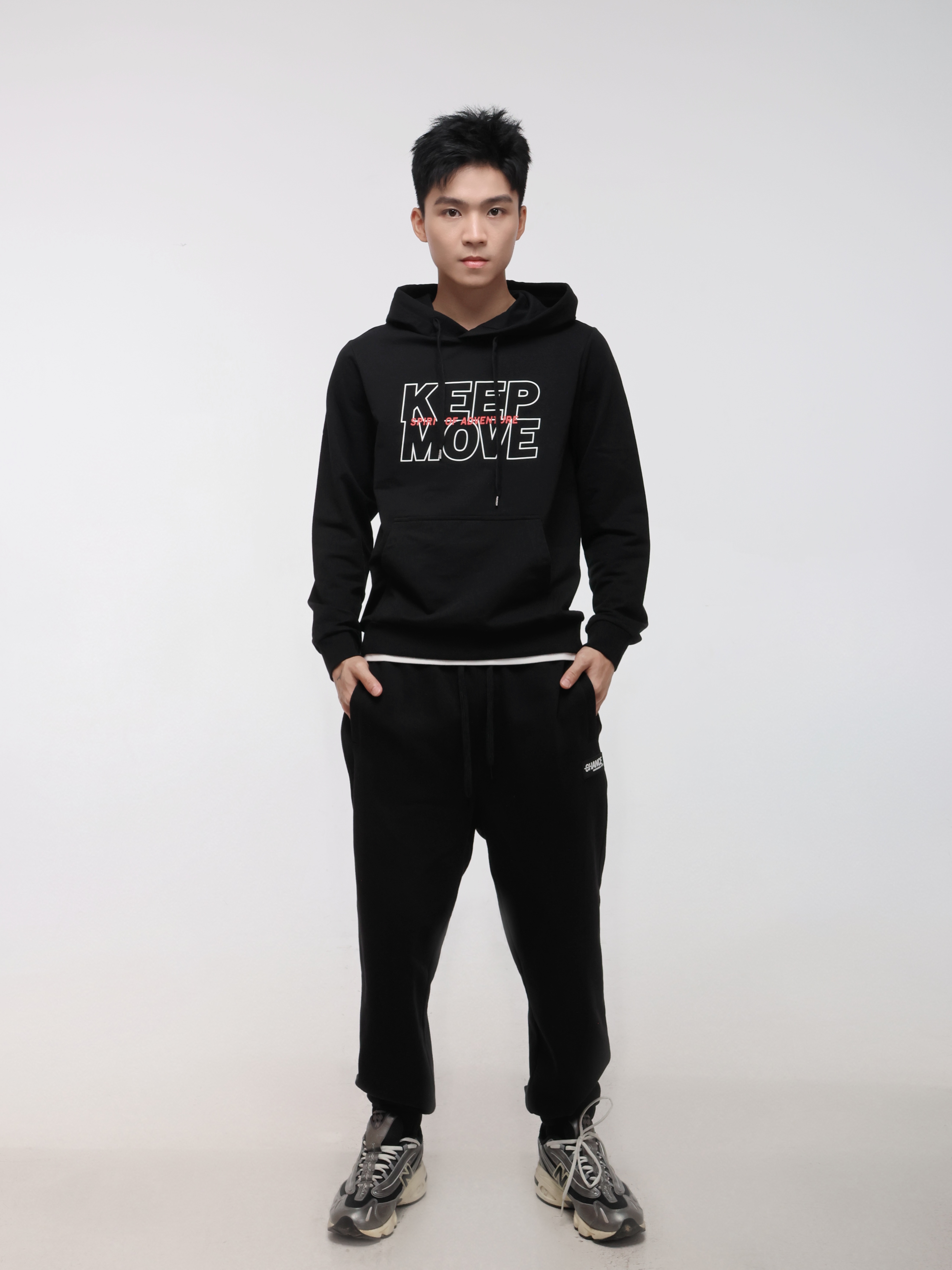 Regular Solid Colour Hoodie with "KEEP MOVE" Logo Print (YS30116)