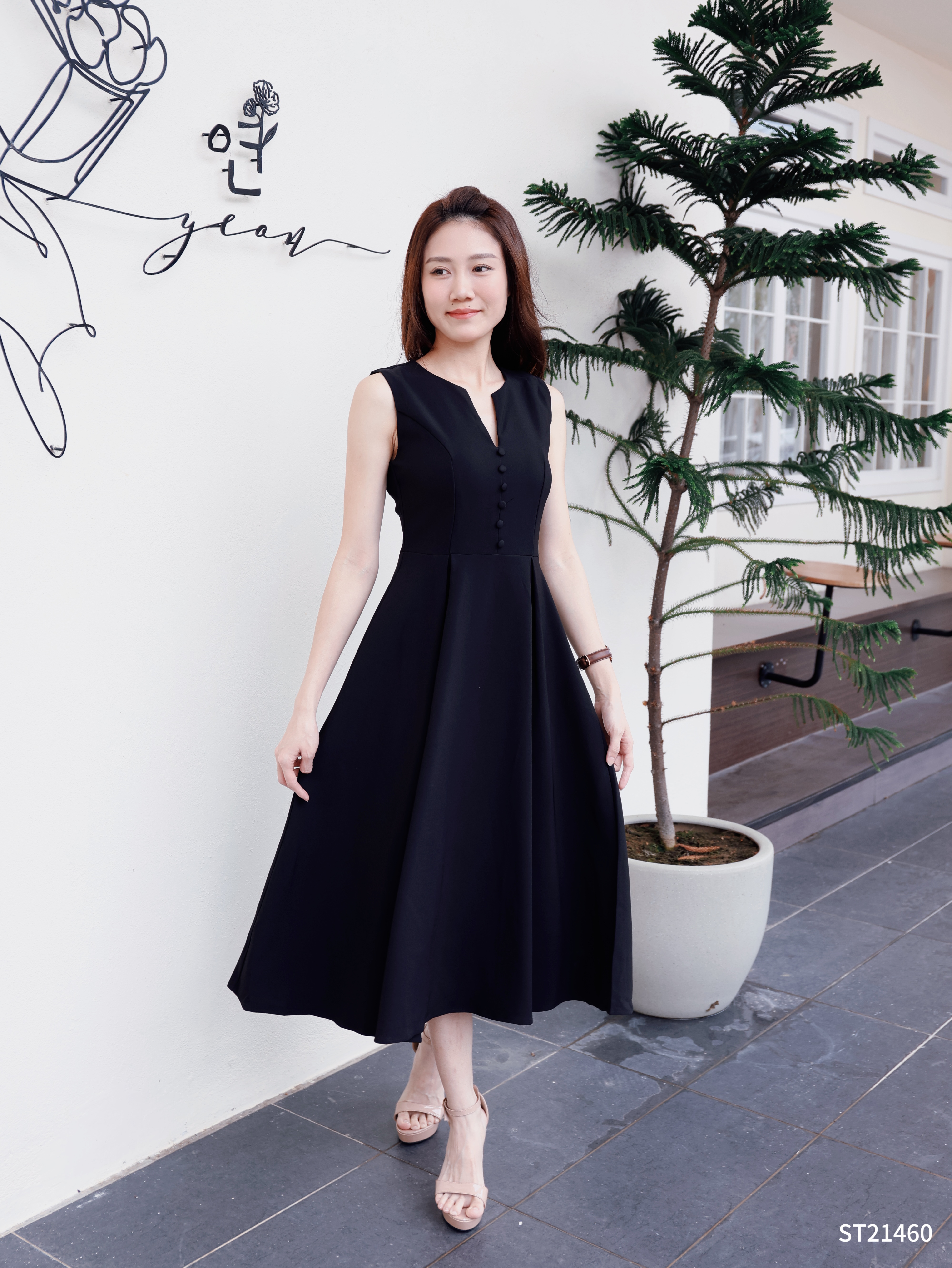 法式V领假纽扣设计无袖连身裙 (ST21460)