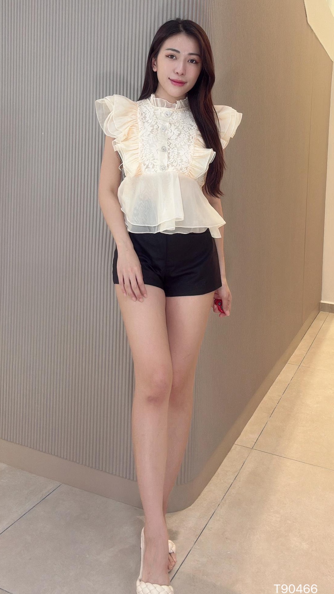 法式宫廷风荷叶边设计小飞袖上衣 (T90466)