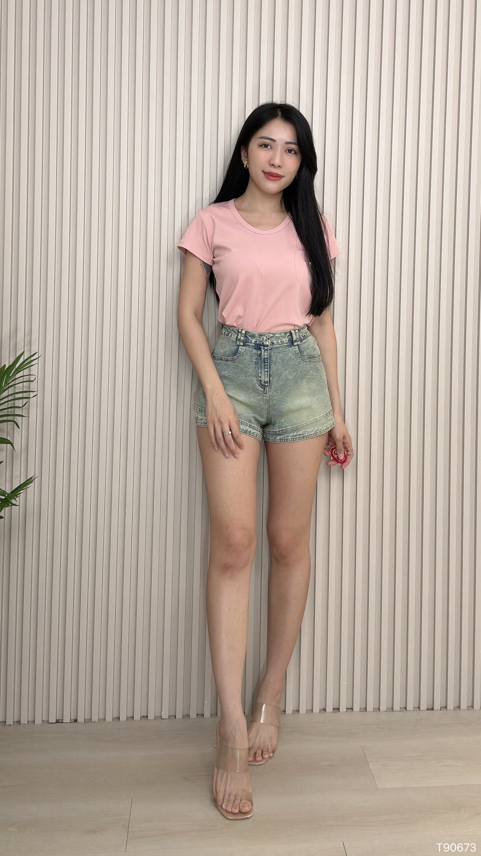 日常百搭V领设计上衣 (T90673)