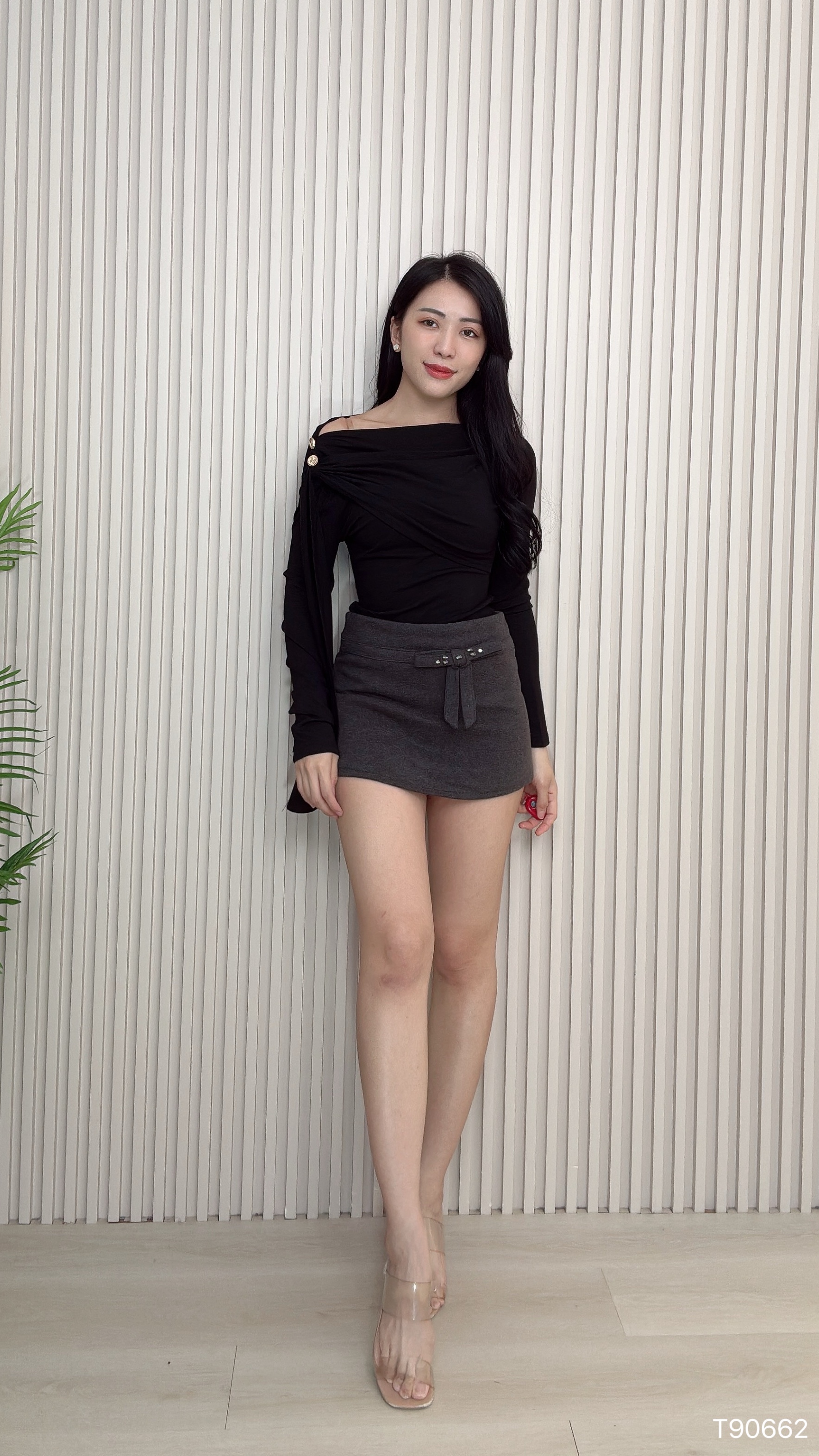 设计感拼接飘带斜领长袖上衣 (T90662)