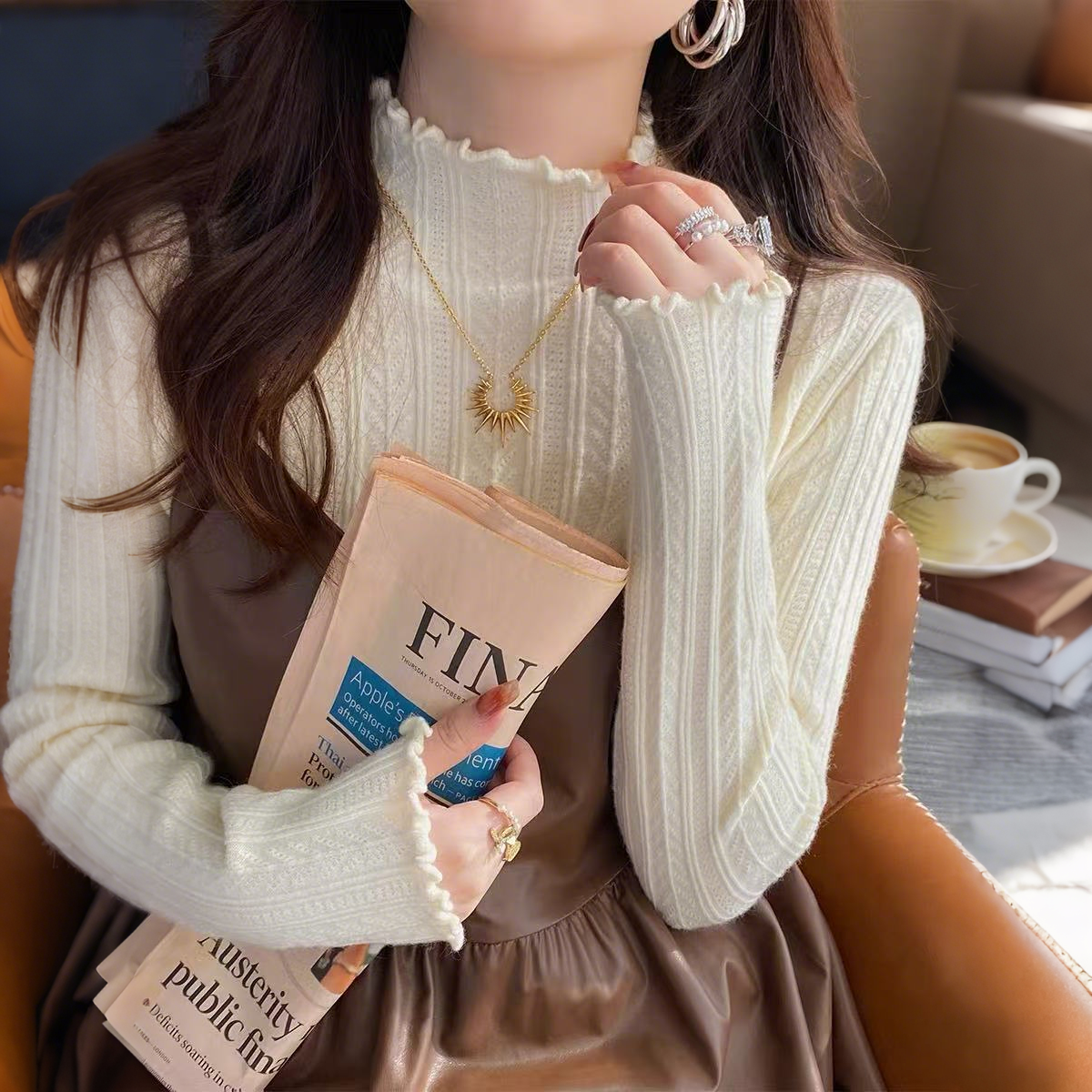 精緻木耳邊半高領修身內搭軟糯針織打底衫