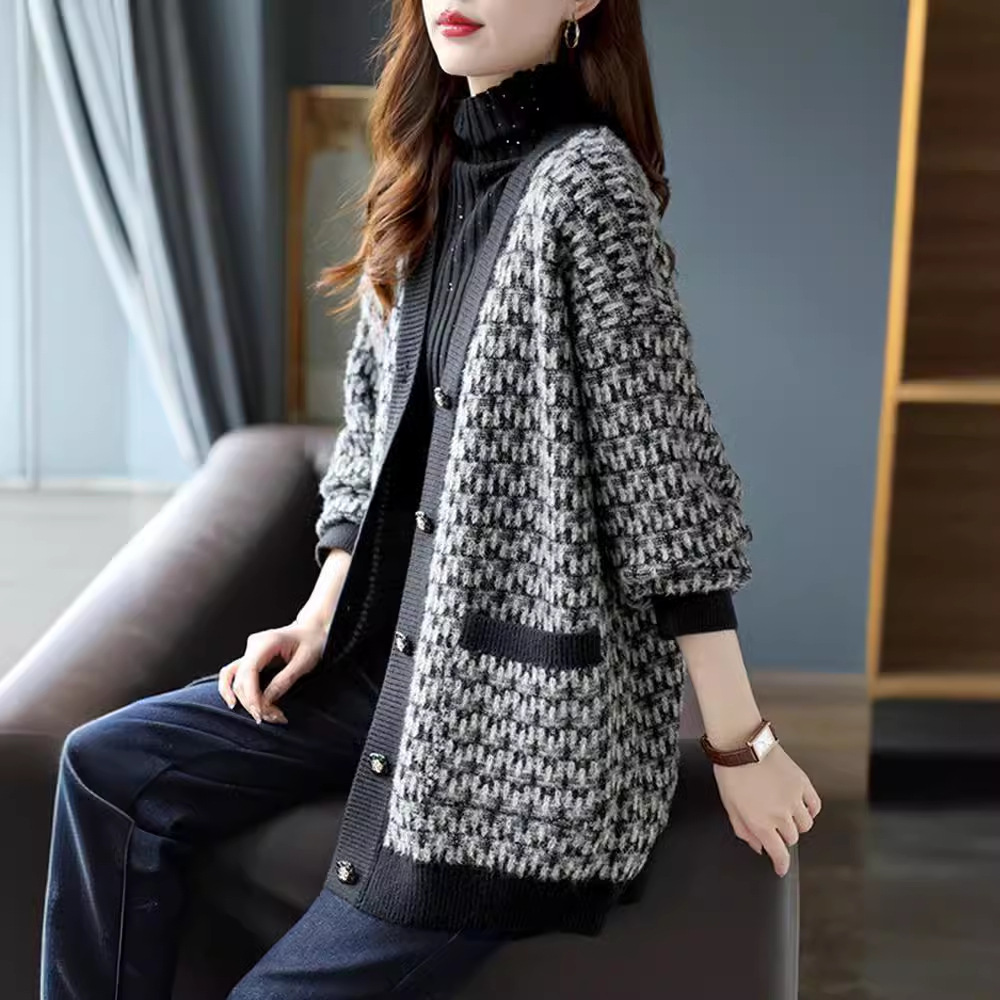 韓版大碼V領毛衣厚高檔小香風針織開衫