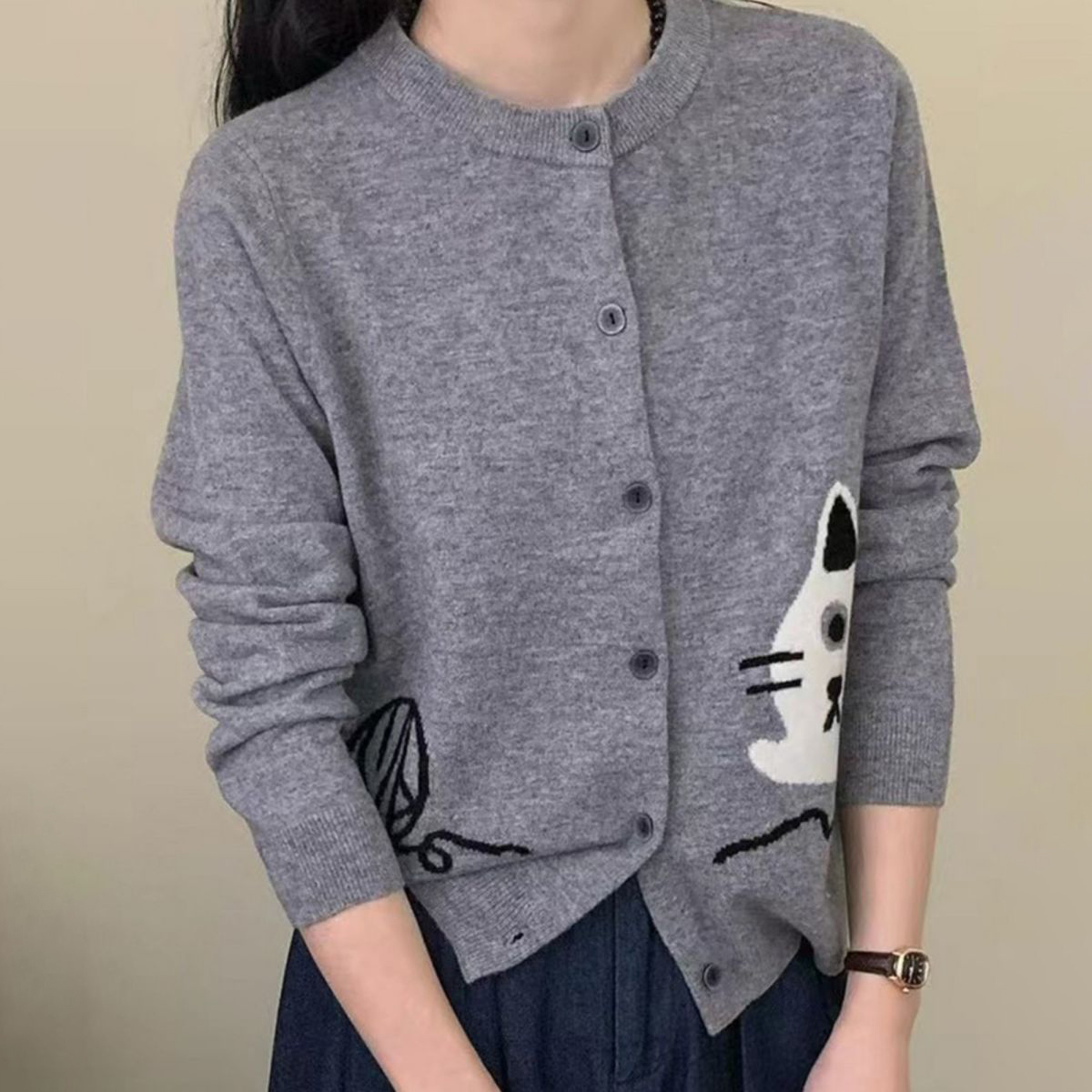 設計感長袖圓領可愛時尚卡通刺繡針織開衫