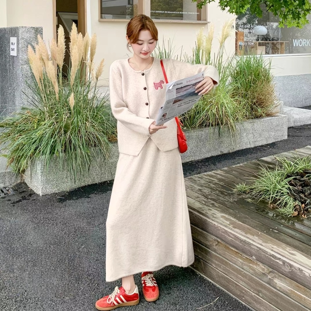 【整套】韓系減齡圓領學院風針織開衫+半身裙兩件套裝