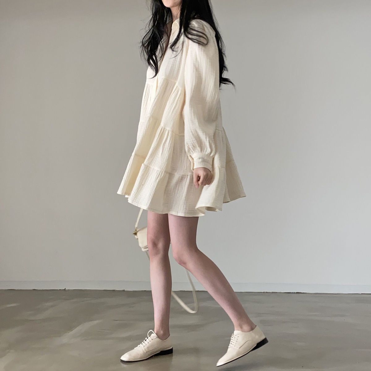 氣質翻領褶皺寬鬆單排泡泡短版甜美洋裝