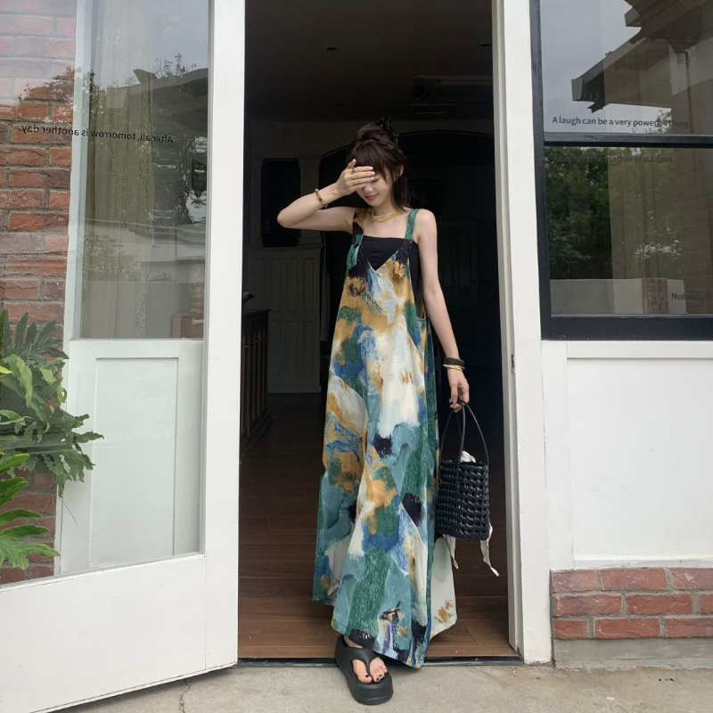 清涼顯白海島藍V領寬鬆休閒闊腿背帶連體褲