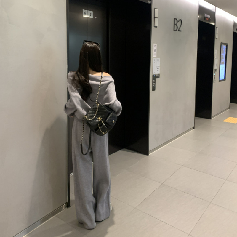 【整套】法式高級感一字領露肩長袖毛衣+高腰針織直筒長褲兩件套