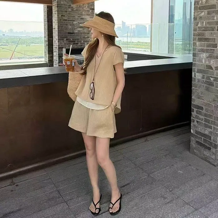 【整套】V領後背扭結撞色拼接小衫闊腿短褲兩件套