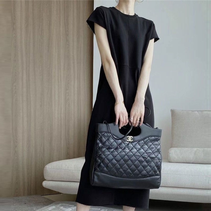 白色小眾設計感短袖t恤直筒連衣裙新款高級感長裙