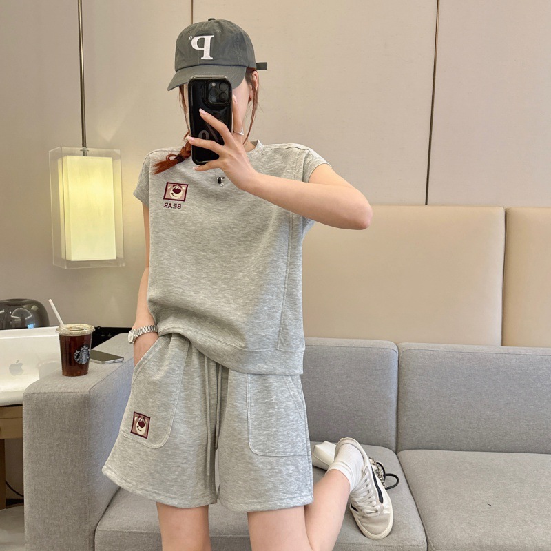 【整套】甜美刺繡熊休閒運動短袖短褲休閒運動兩件套裝