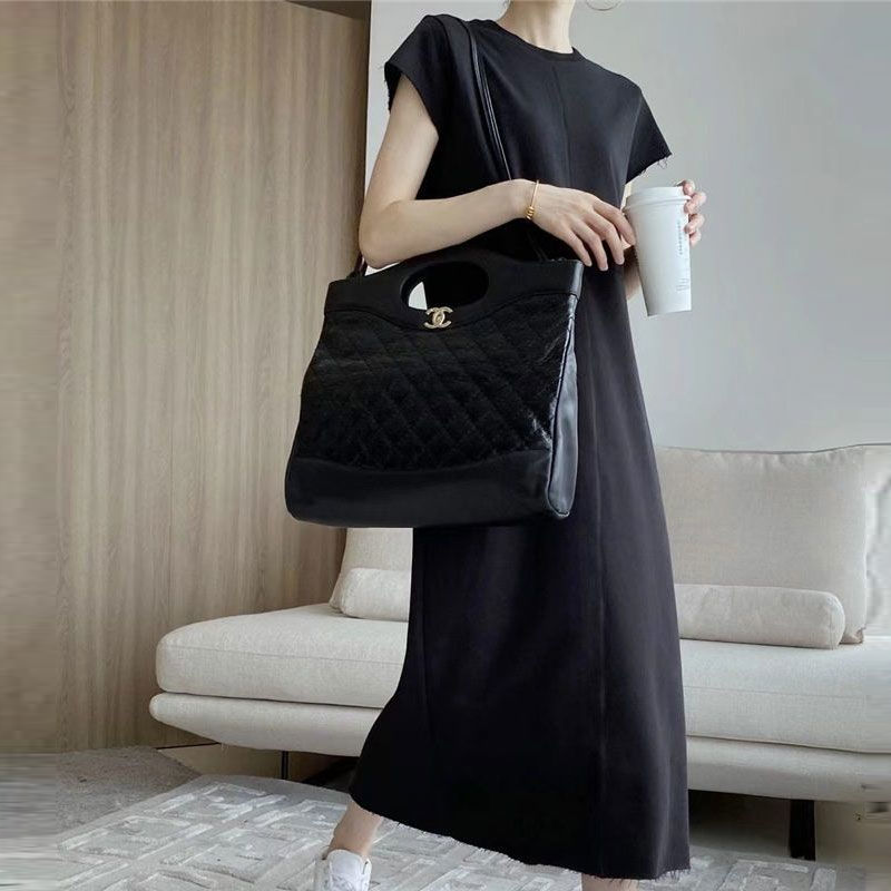 白色小眾設計感短袖t恤直筒連衣裙新款高級感長裙