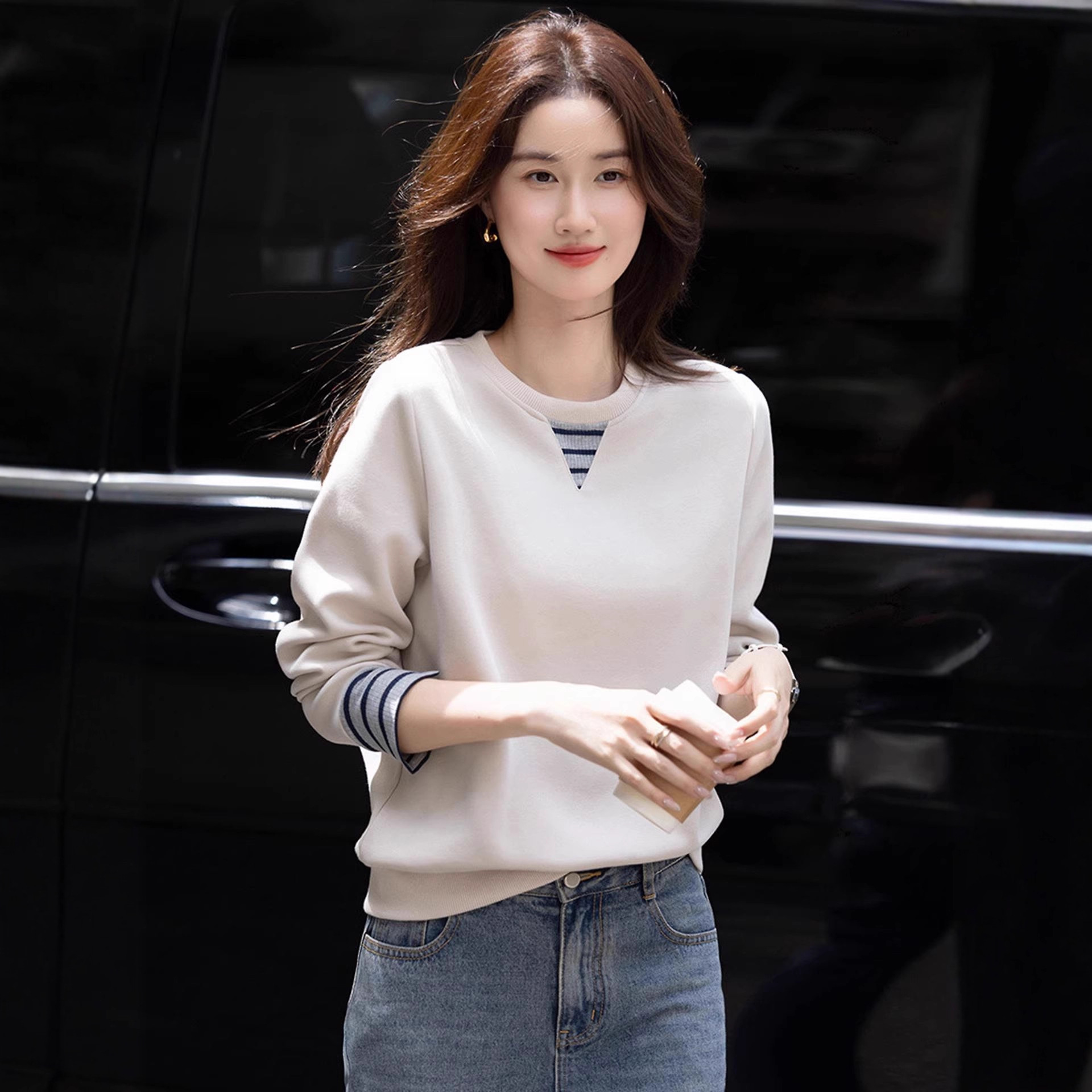 大碼慵懶風寬鬆藏肉時髦撞色袖口長袖T恤