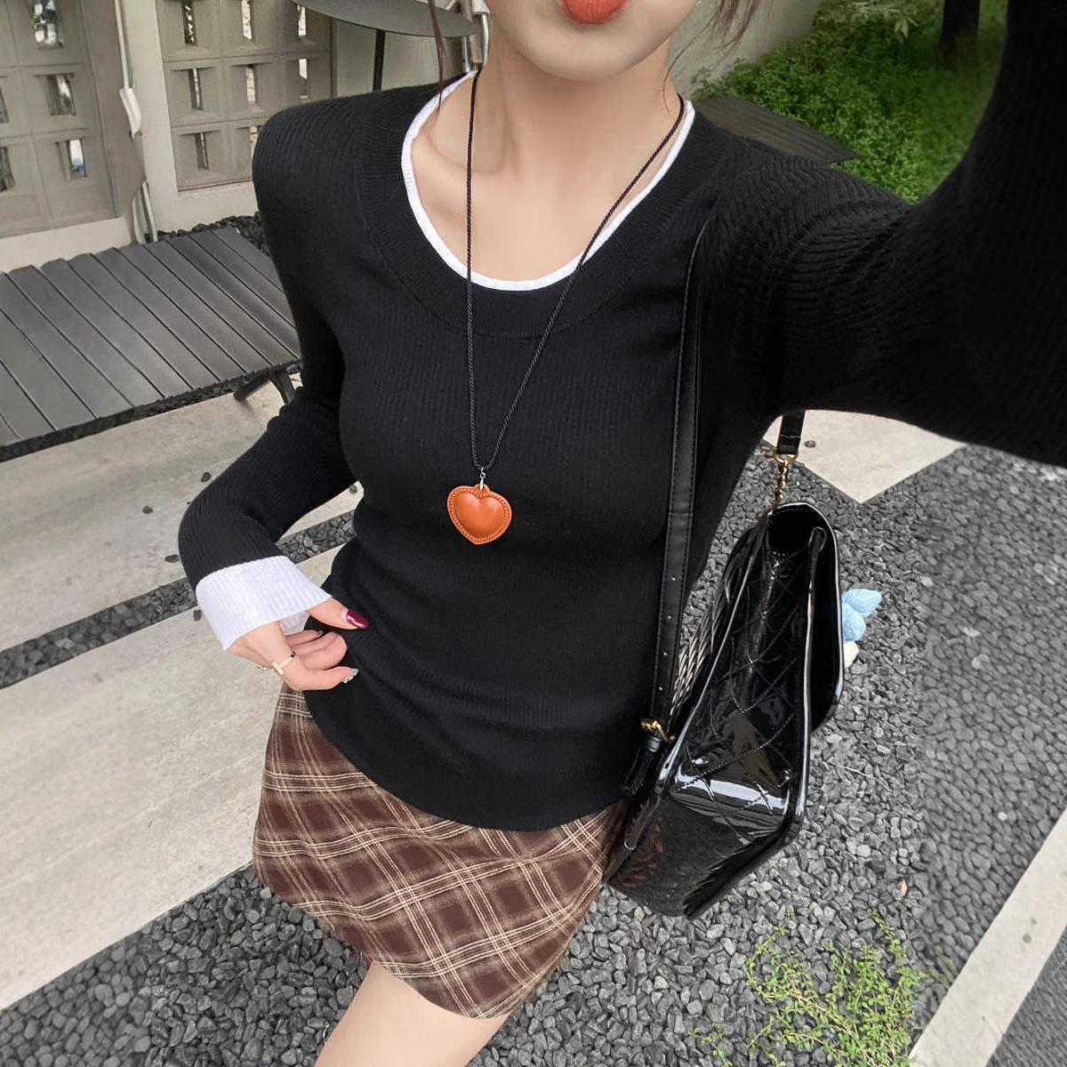 圓領撞色毛衣內搭設計感長袖針織打底衫