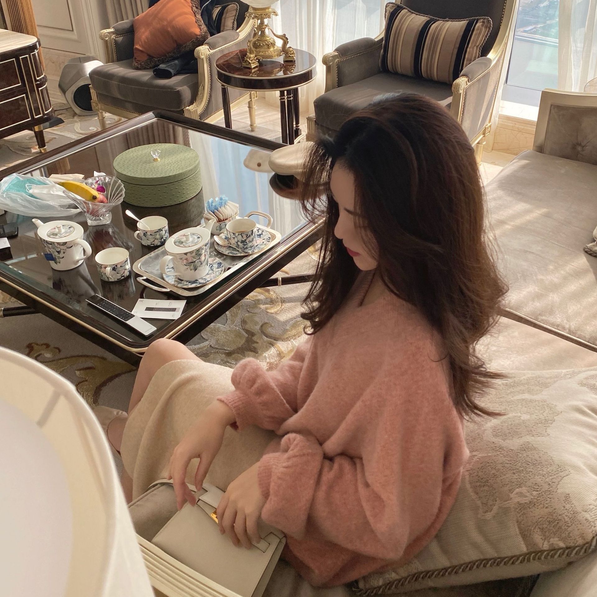 高級感V領慵懶風顯瘦鬆針織衫打底毛衣