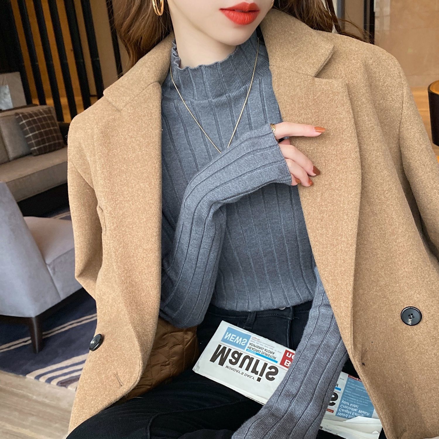 木耳邊半高領內搭毛衣短版修身針織打底衫