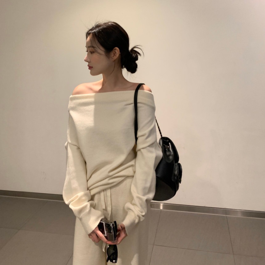 【整套】法式高級感一字領露肩長袖毛衣+高腰針織直筒長褲兩件套