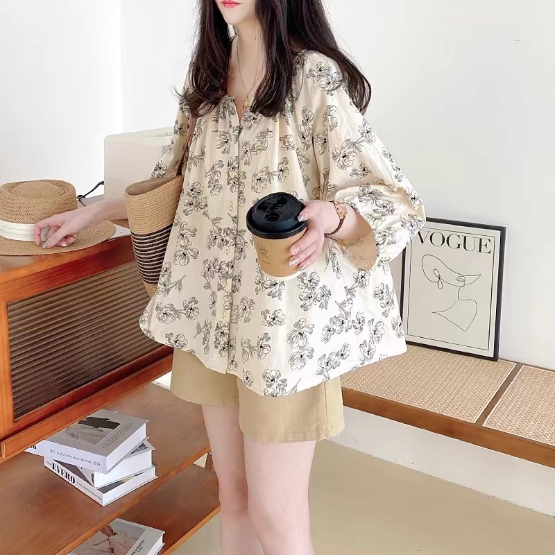 法式甜美v領燈籠袖碎花七分袖印花襯衫