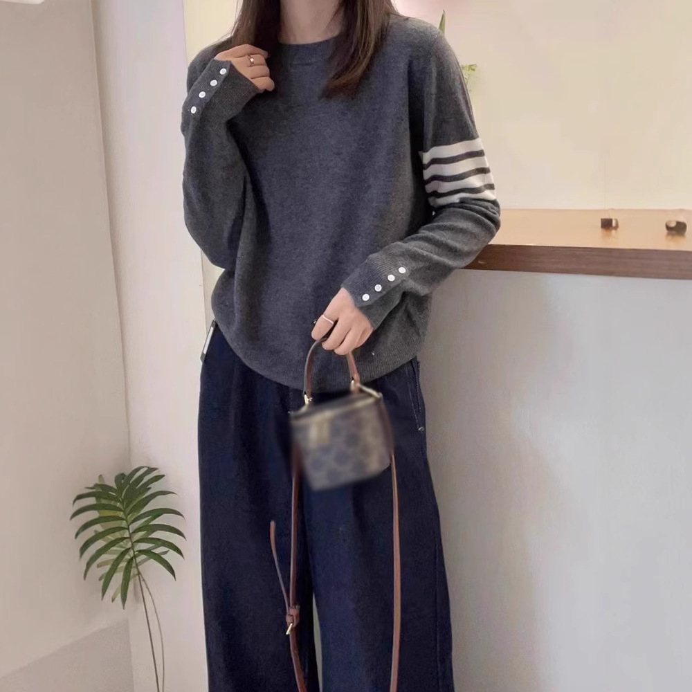 圓領長袖套頭新款休閒百搭減齡針織衫