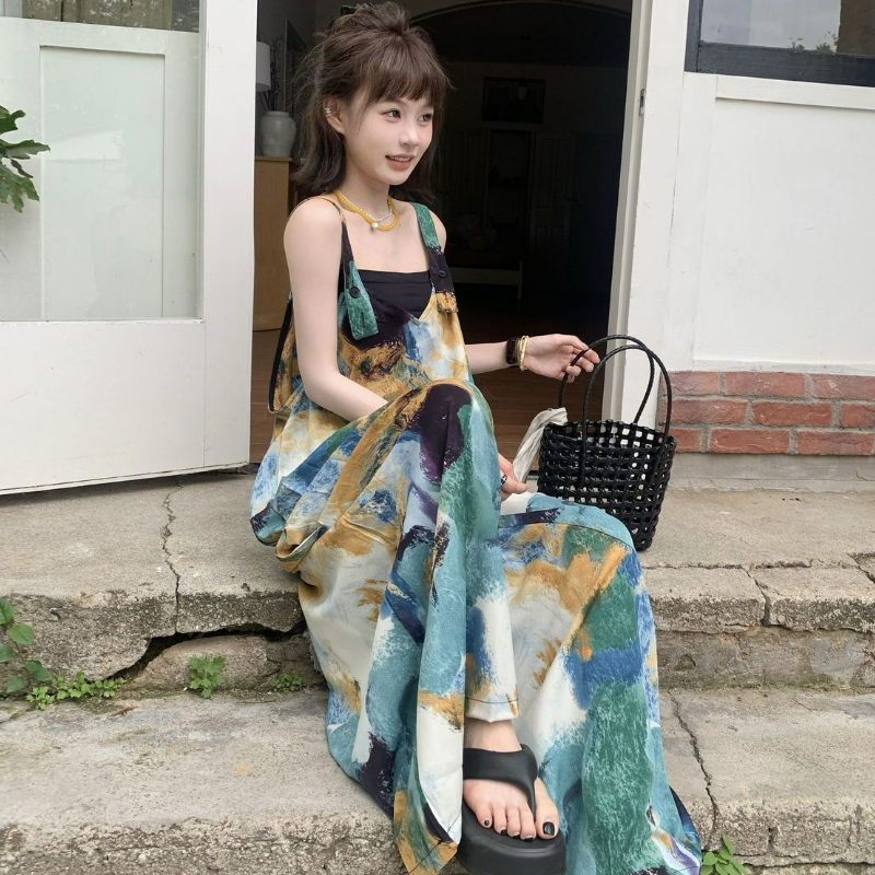 清涼顯白海島藍V領寬鬆休閒闊腿背帶連體褲