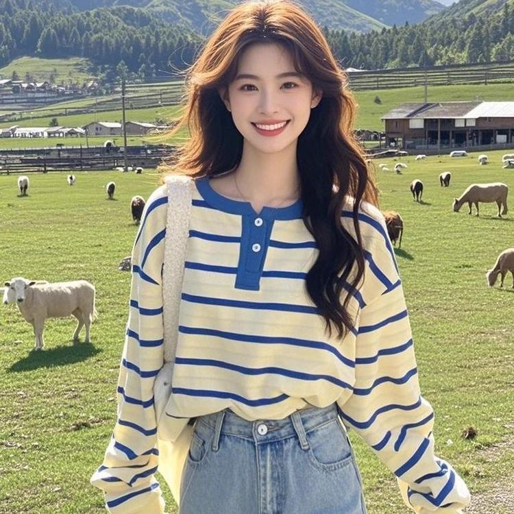 寬鬆半開扣設計感藍白條紋休閒長袖T恤