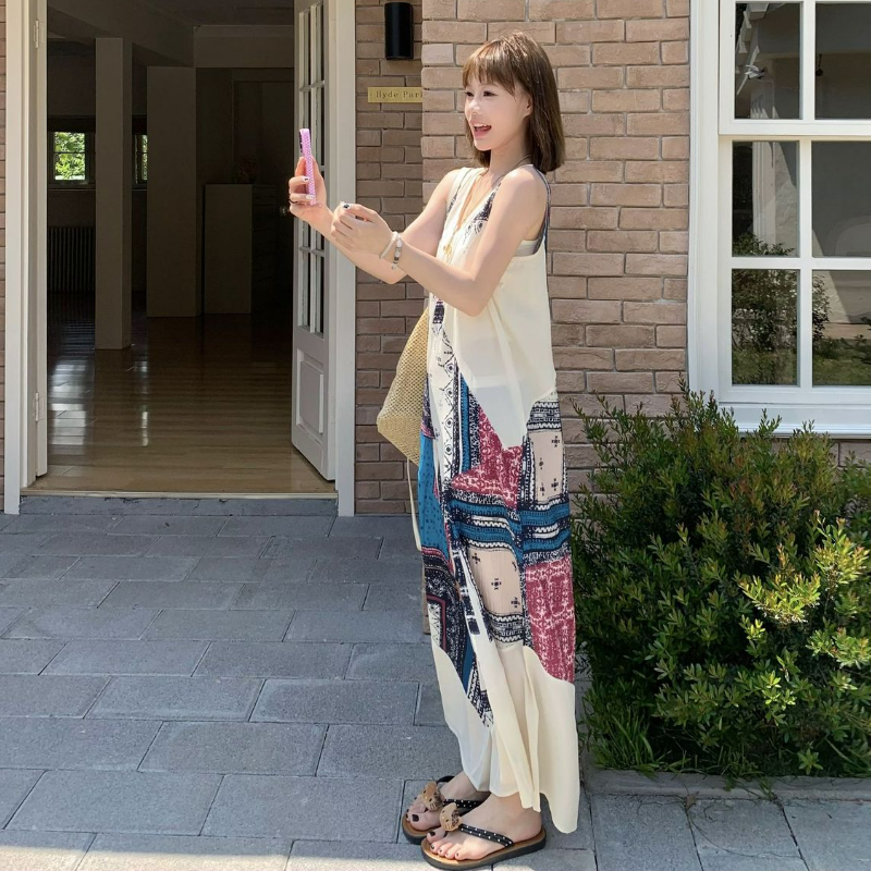 海島風休閒闊腿連體褲女夏復古印花背帶褲氣質V領無袖背心連衣褲