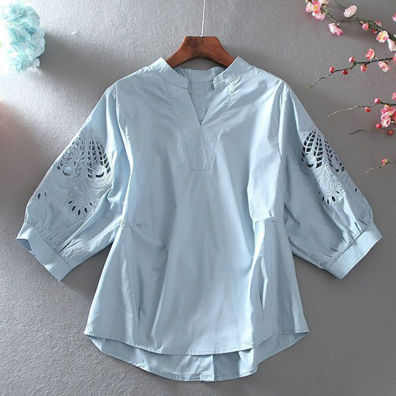 純棉V領氣質中袖鏤空設計感大碼休閒顯瘦襯衫