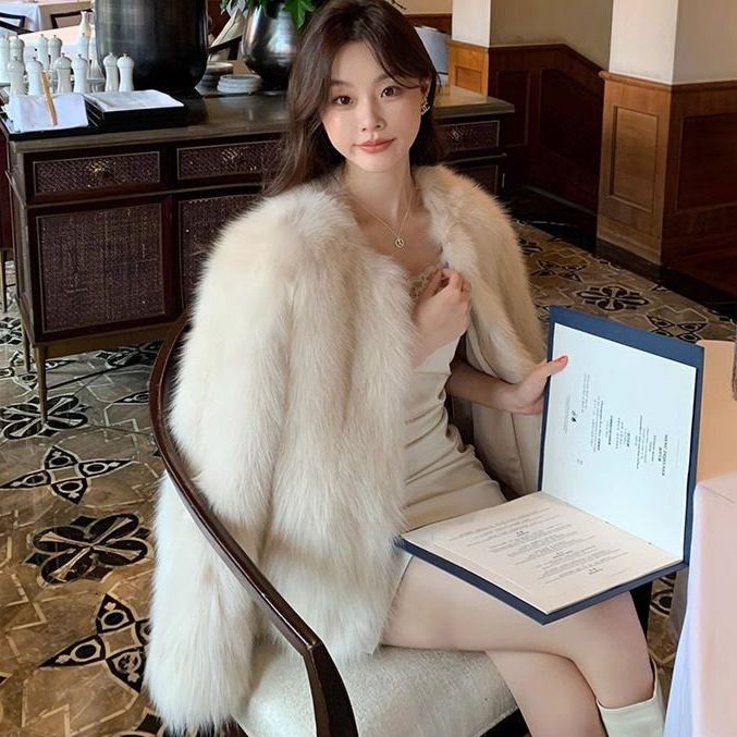 仿狐狸毛網紅韓版皮草短款毛毛圓領外套