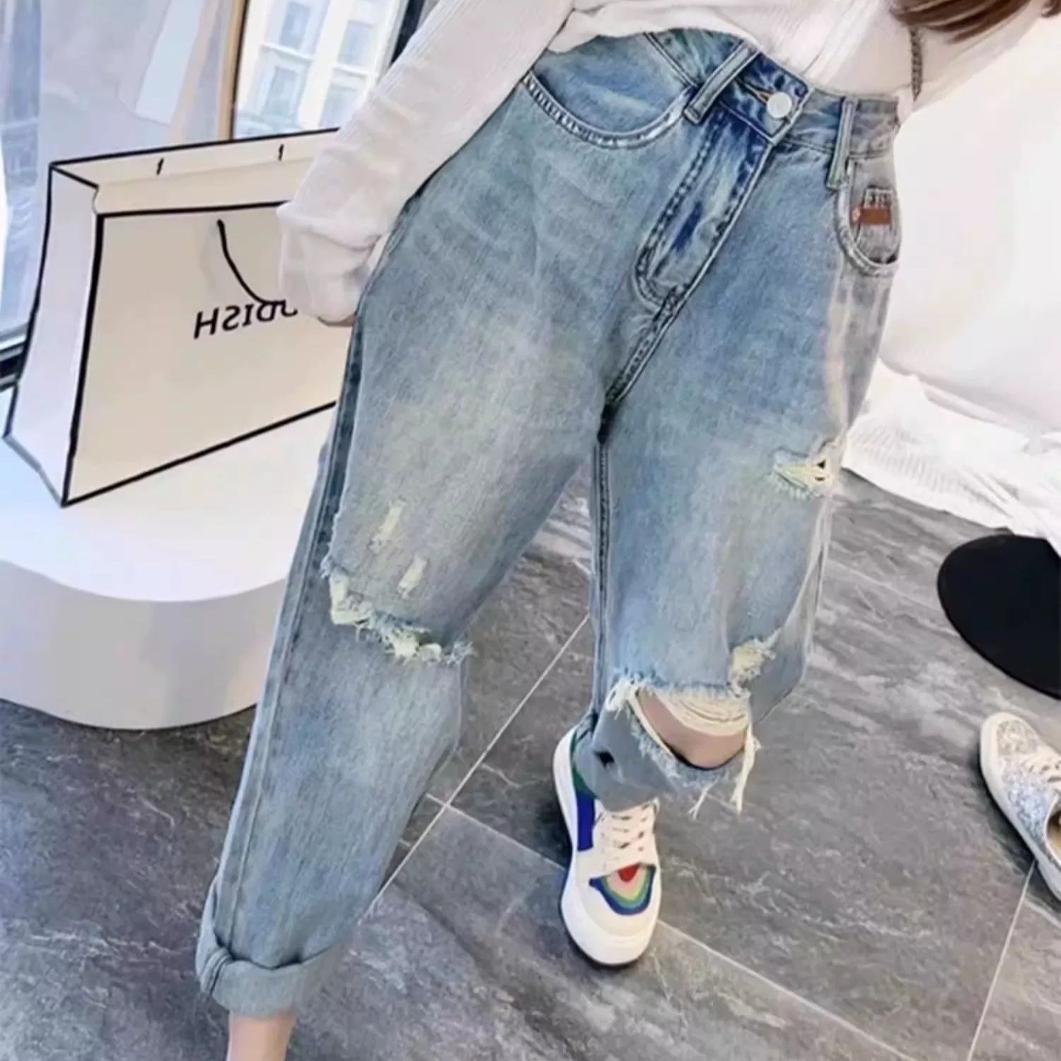 大碼時尚寬鬆破洞薄款顯瘦九分哈倫牛仔褲