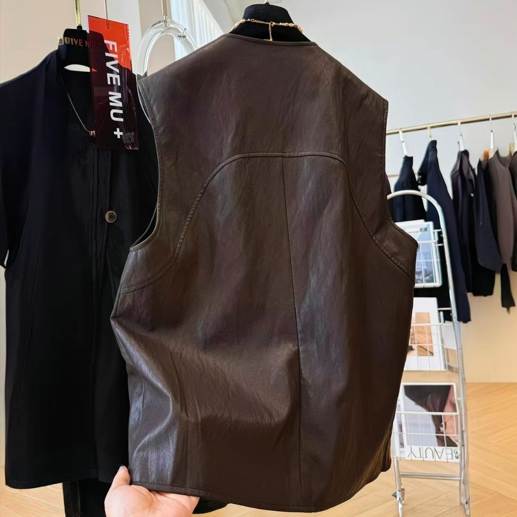 高級感獨特別緻設計感疊穿圓領無袖皮馬甲