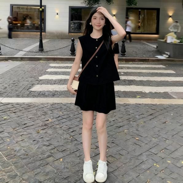 【整套】休閒韓版無袖馬甲顯瘦短褲時髦減齡寬鬆兩件套裝