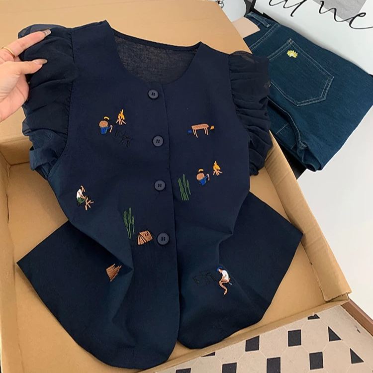 亞麻泡泡袖甜美重工刺繡涼感短袖襯衫