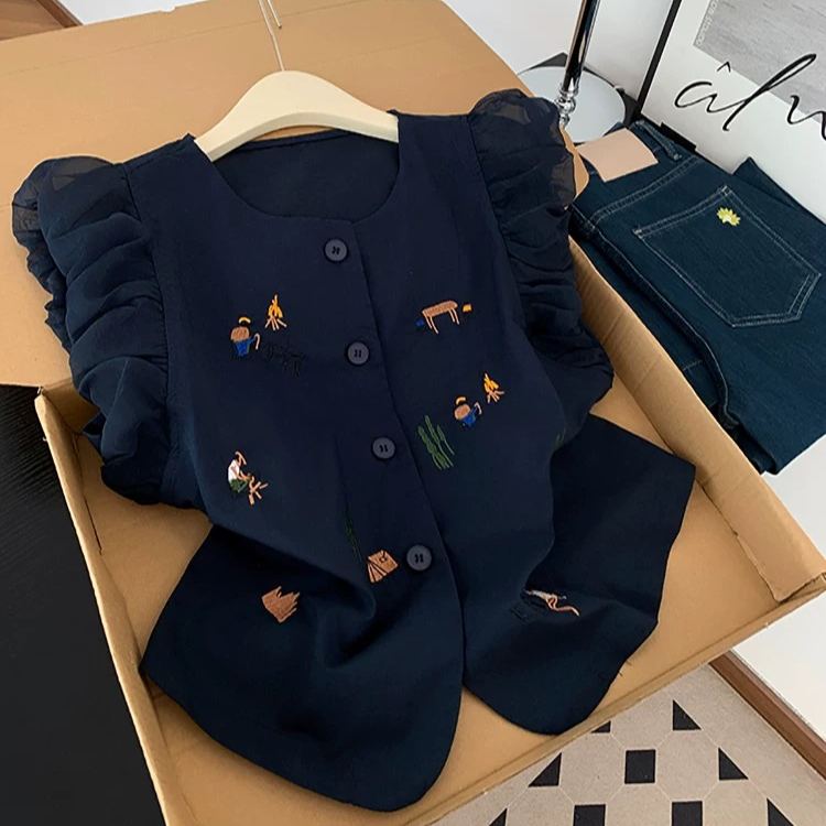 亞麻泡泡袖甜美重工刺繡涼感短袖襯衫