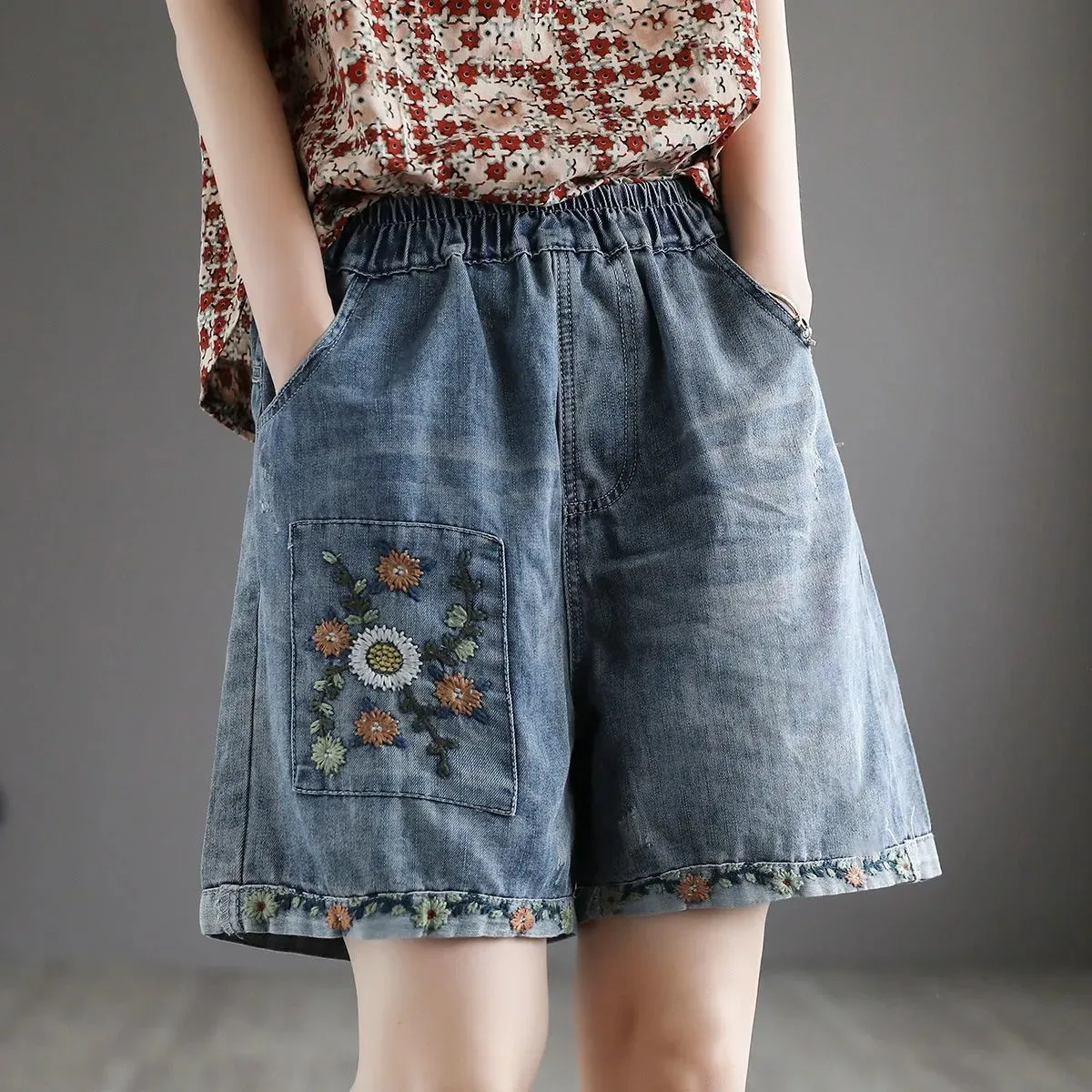 休閒寬鬆破洞刺繡拼接薄款闊腿牛仔短褲