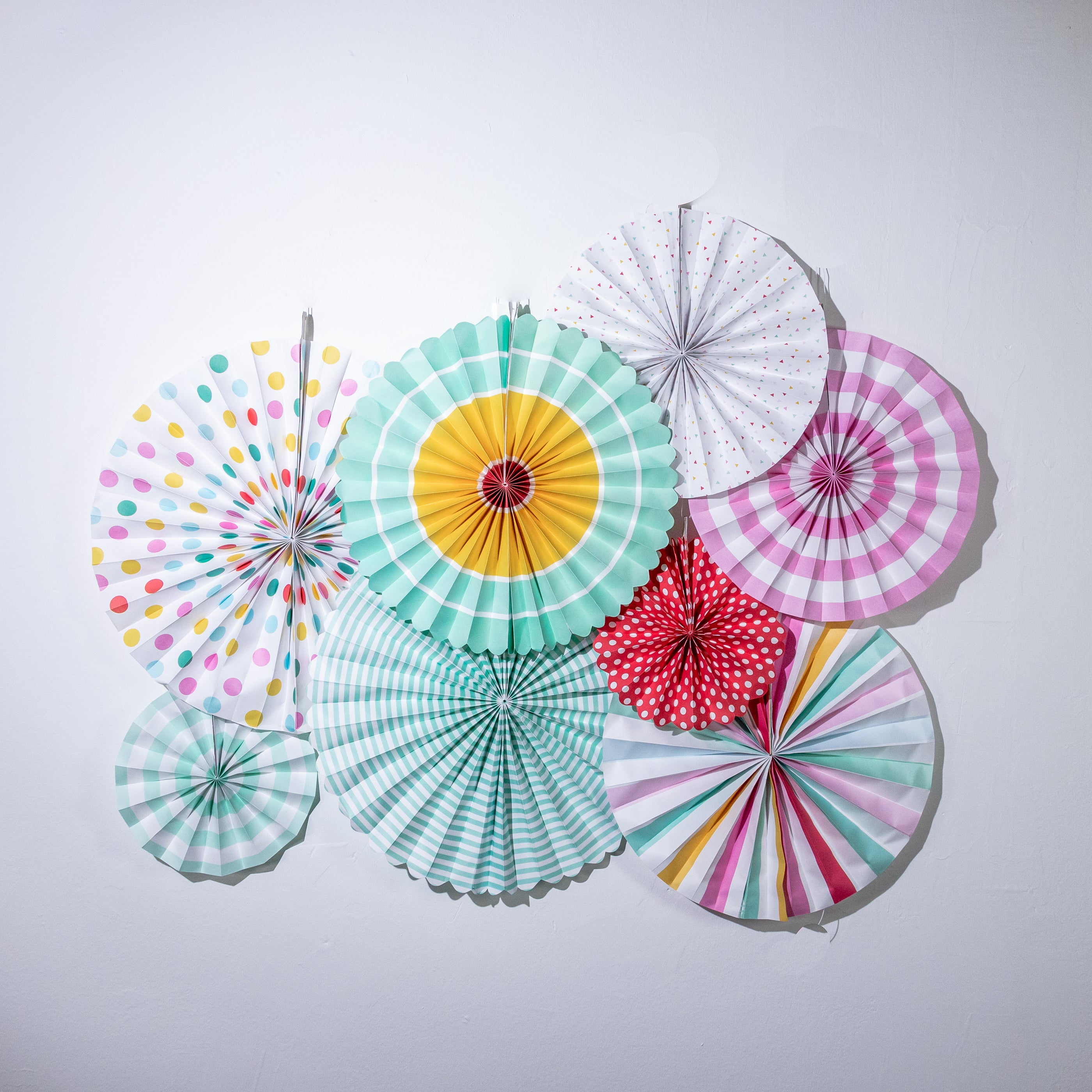 8pcs Candied Paper Flower Fan Set