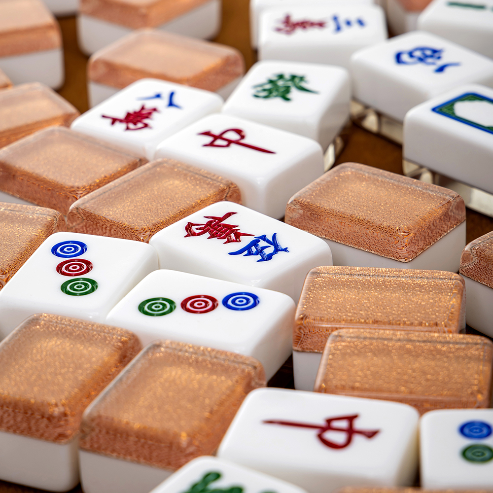 FU Mahjong Tiles with Aluminum Case - Champagne Gold (Size 37)