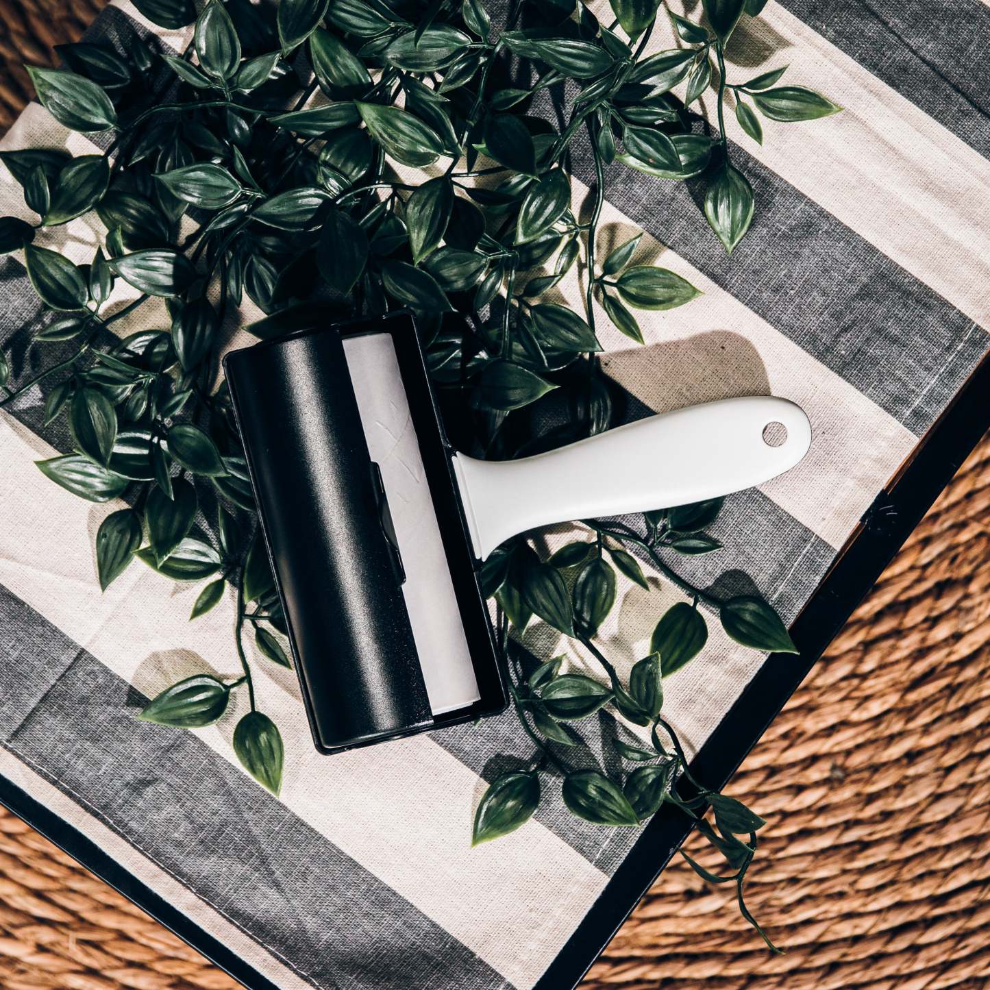 Lint Roller (12cm) - Black